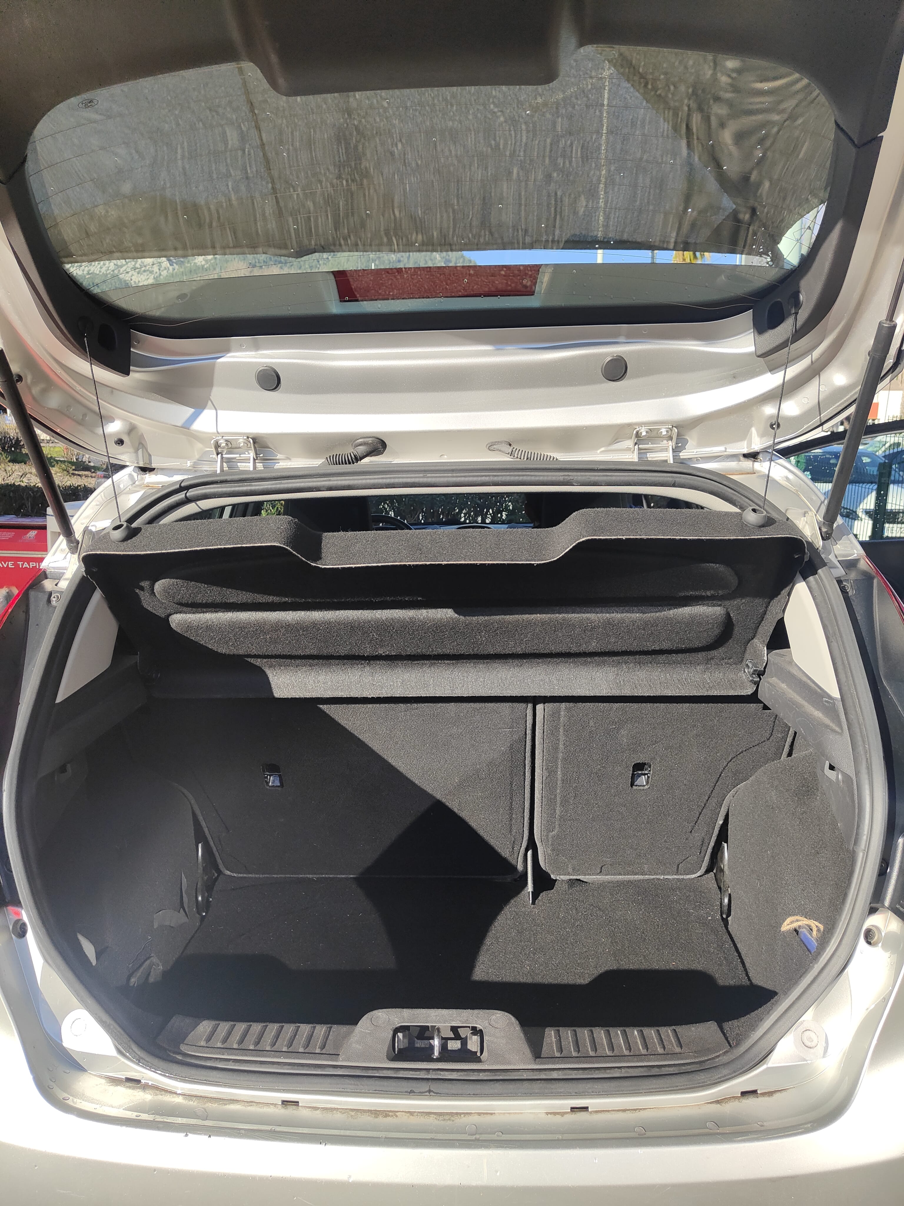 Ford Fiesta VI 1.5 TDCi avec Audio Bluetooth