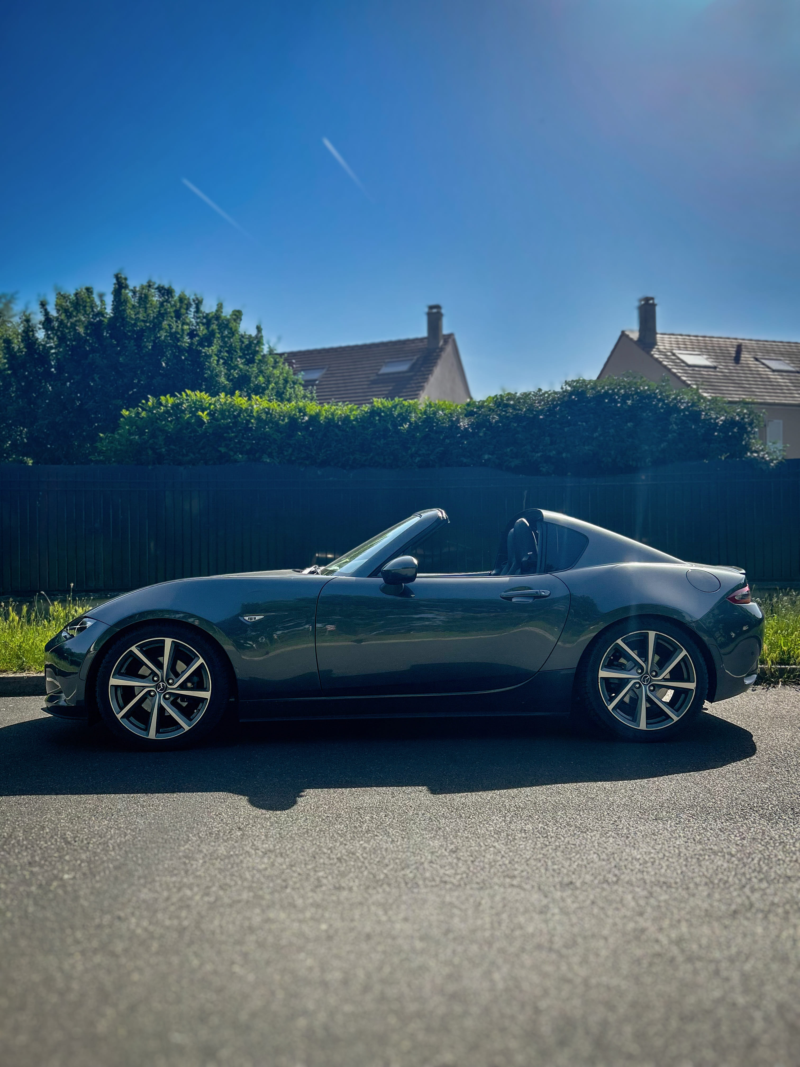 Mazda MX-5 Roadster avec Apple CarPlay
