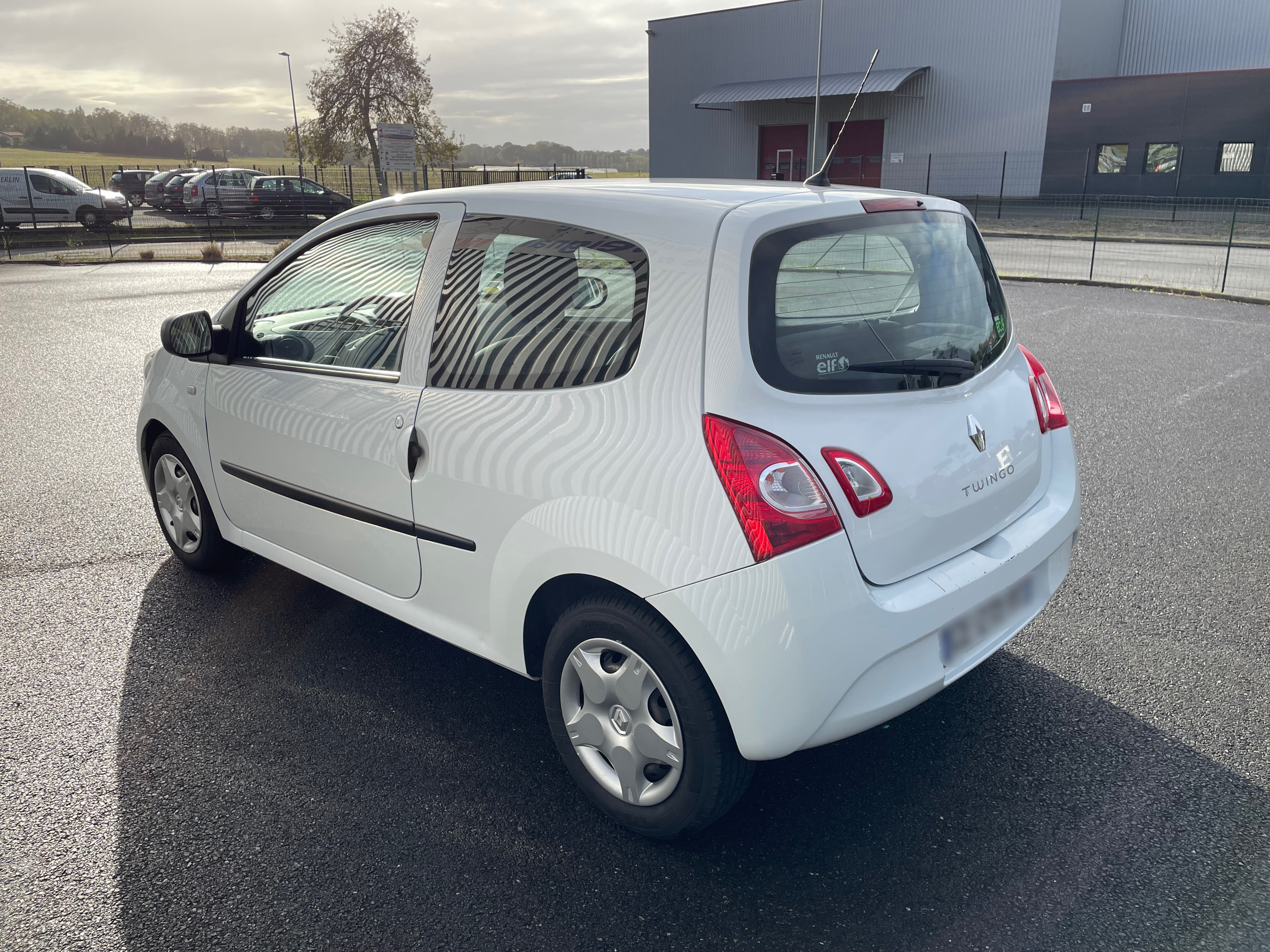 Renault Twingo II 1.5 Turbo Diesel 75ch with Cruise control