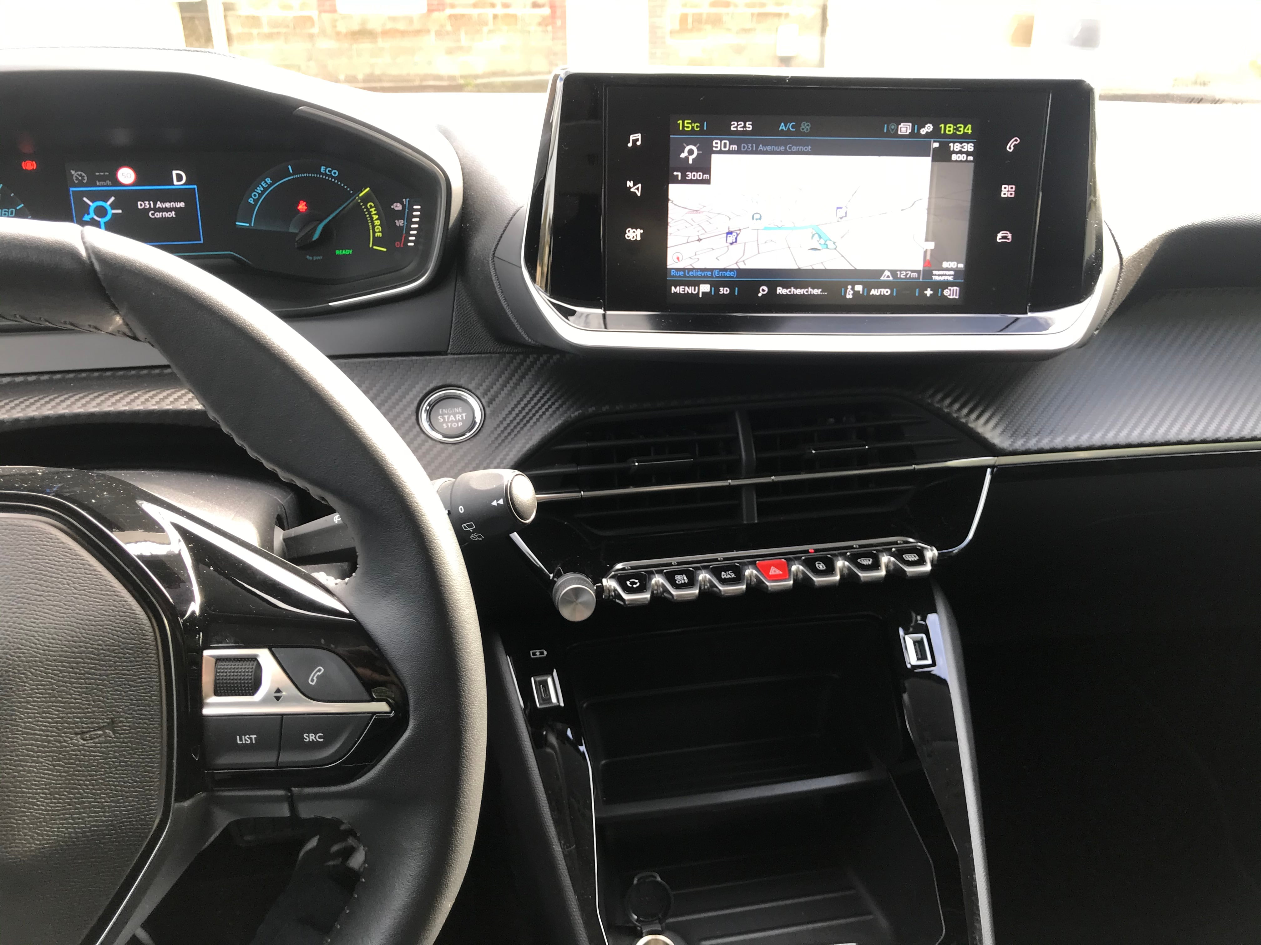 Peugeot e-208 Style Électrique avec Android Auto