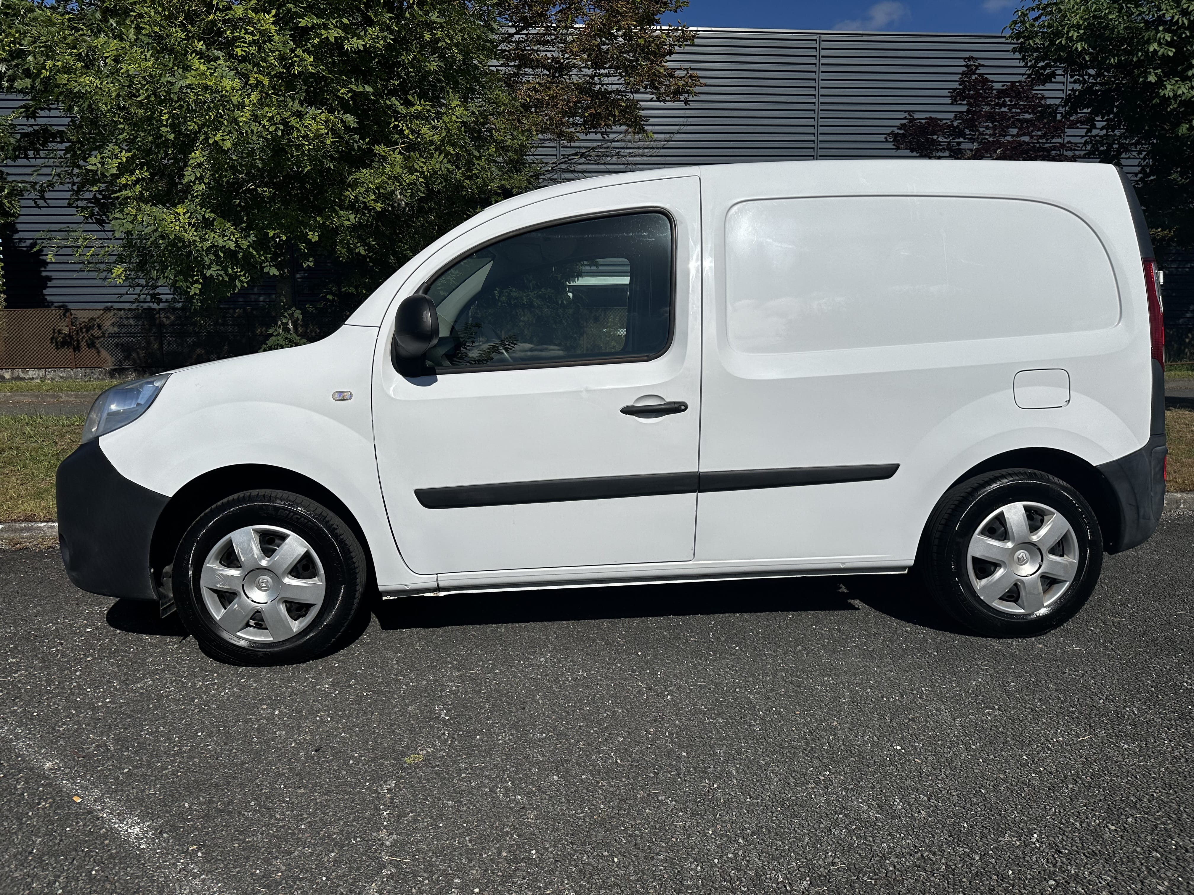 Renault Kangoo Express with Air conditioning