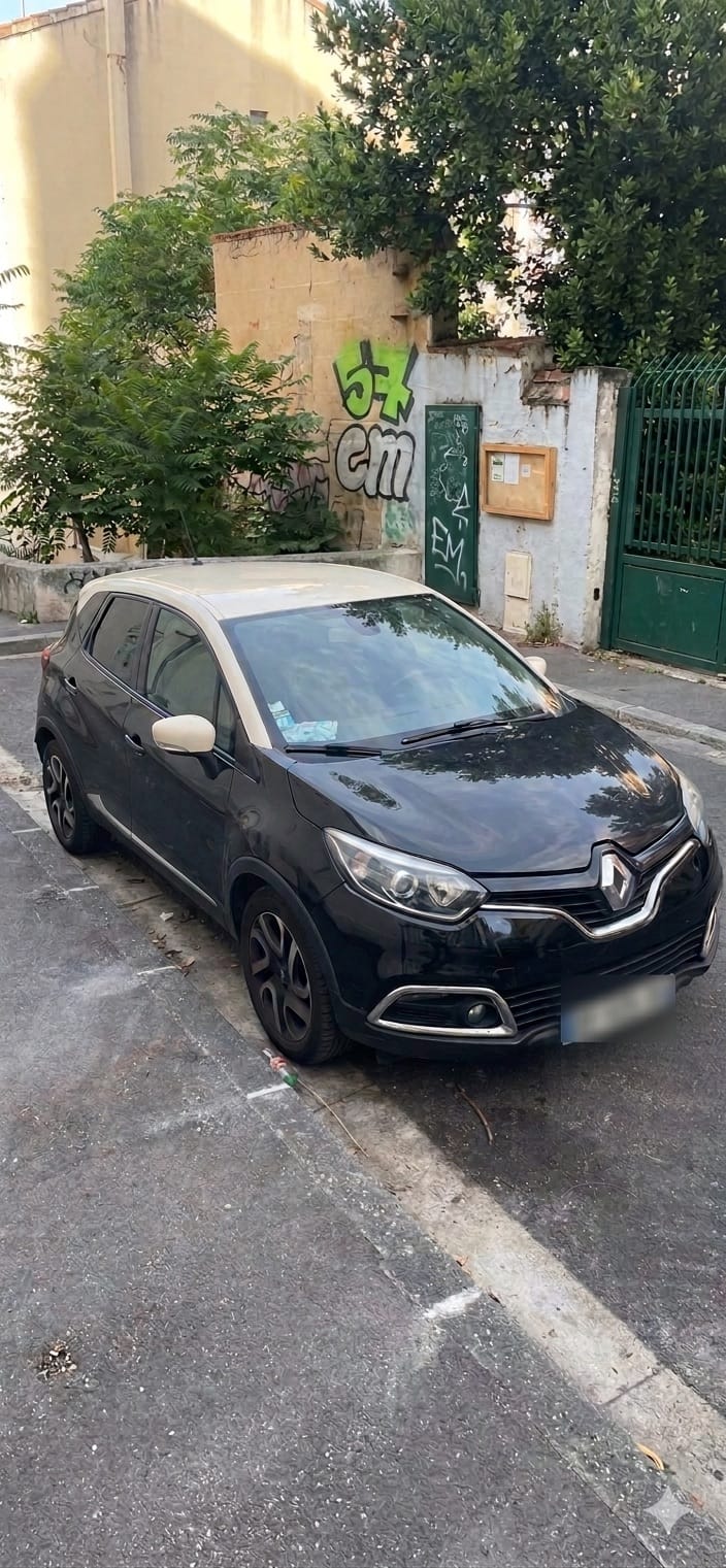 Renault Captur with Air conditioning