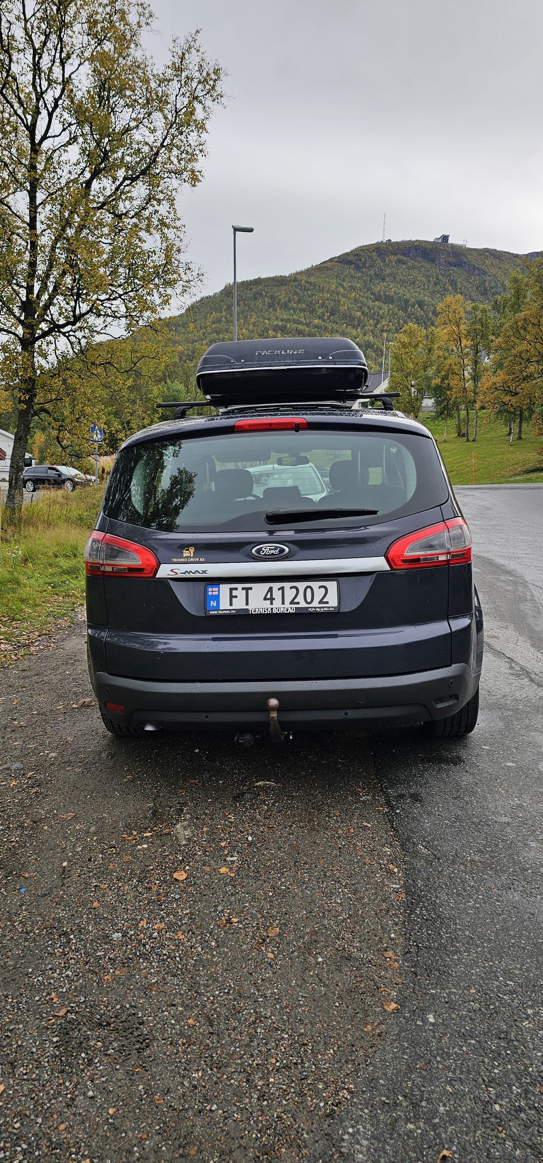 Ford S-Max met Sneeuwbanden