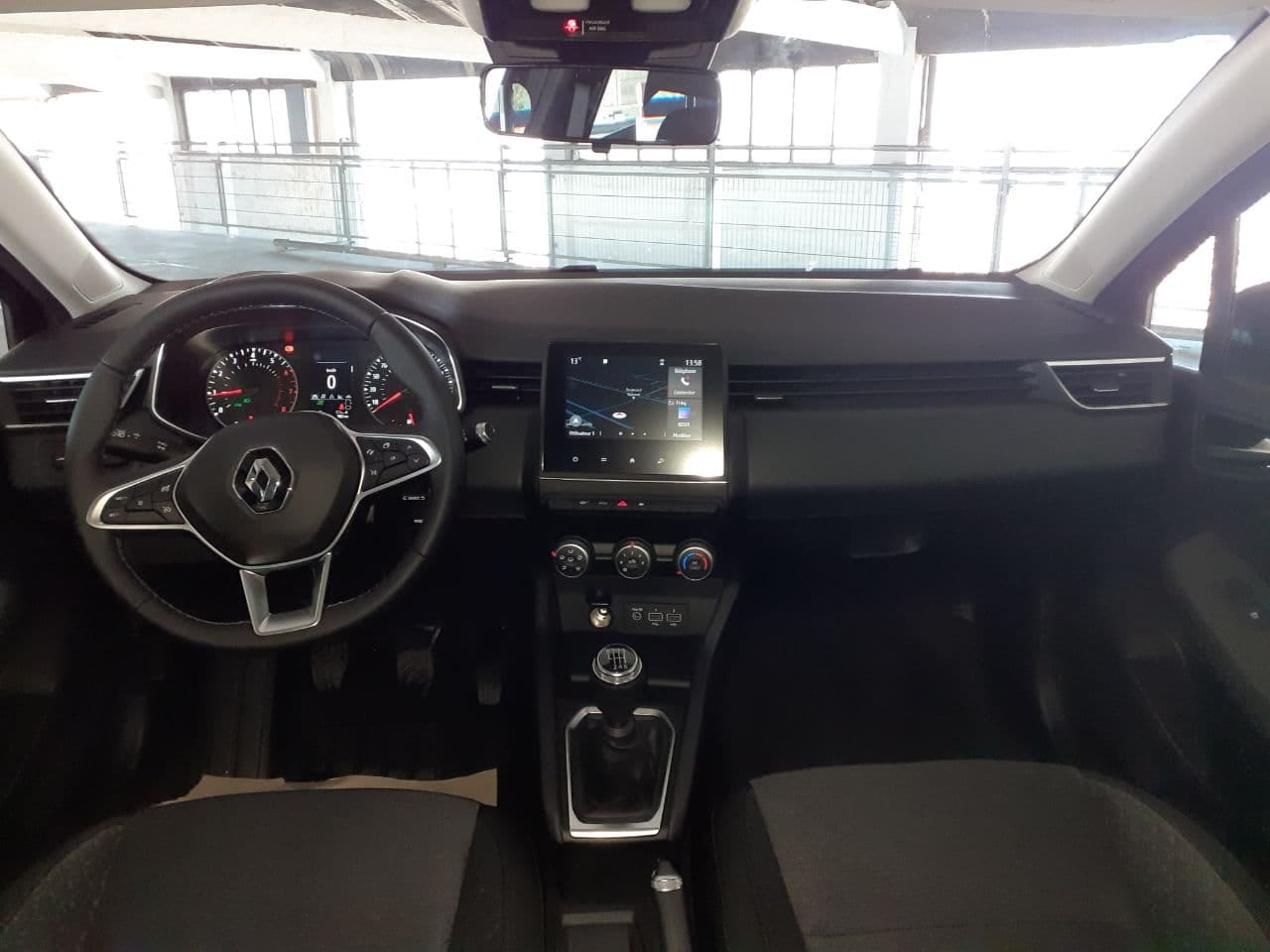 Renault Clio #828 Bobigny avec Régulateur de vitesse