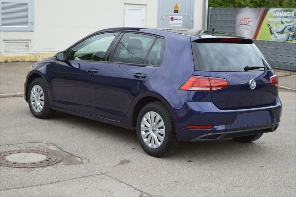 Volkswagen Golf avec GPS