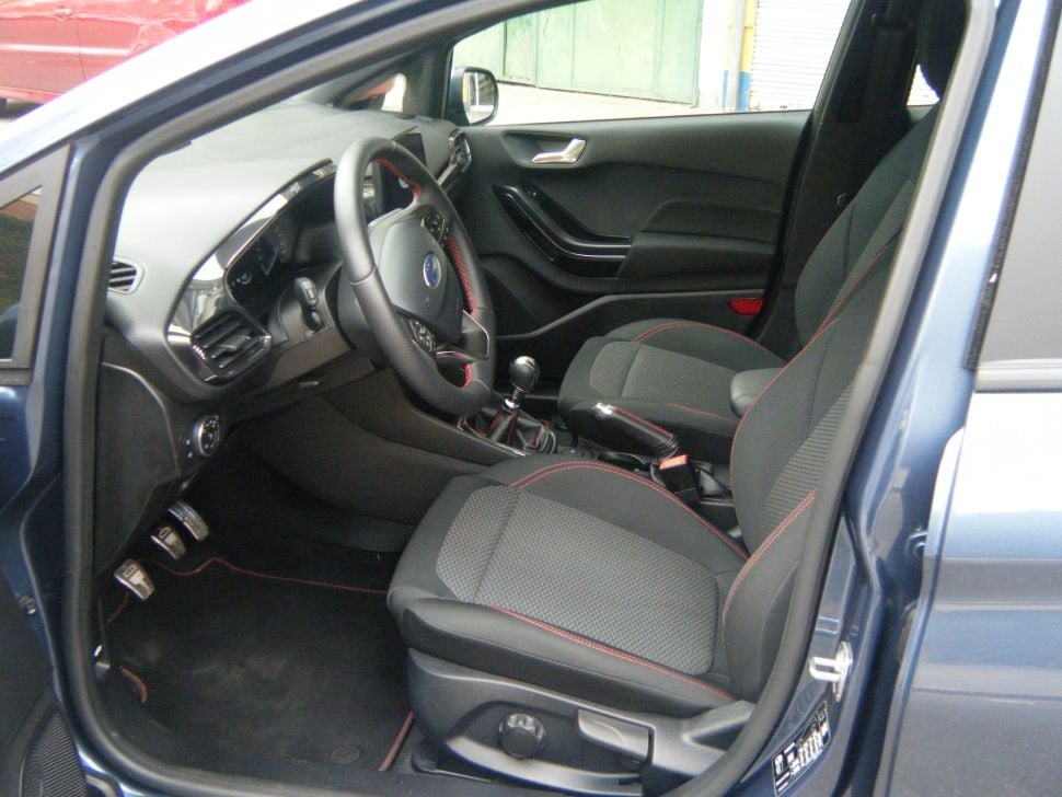 Ford Fiesta 1.5 tdci ST-LINE 120cv