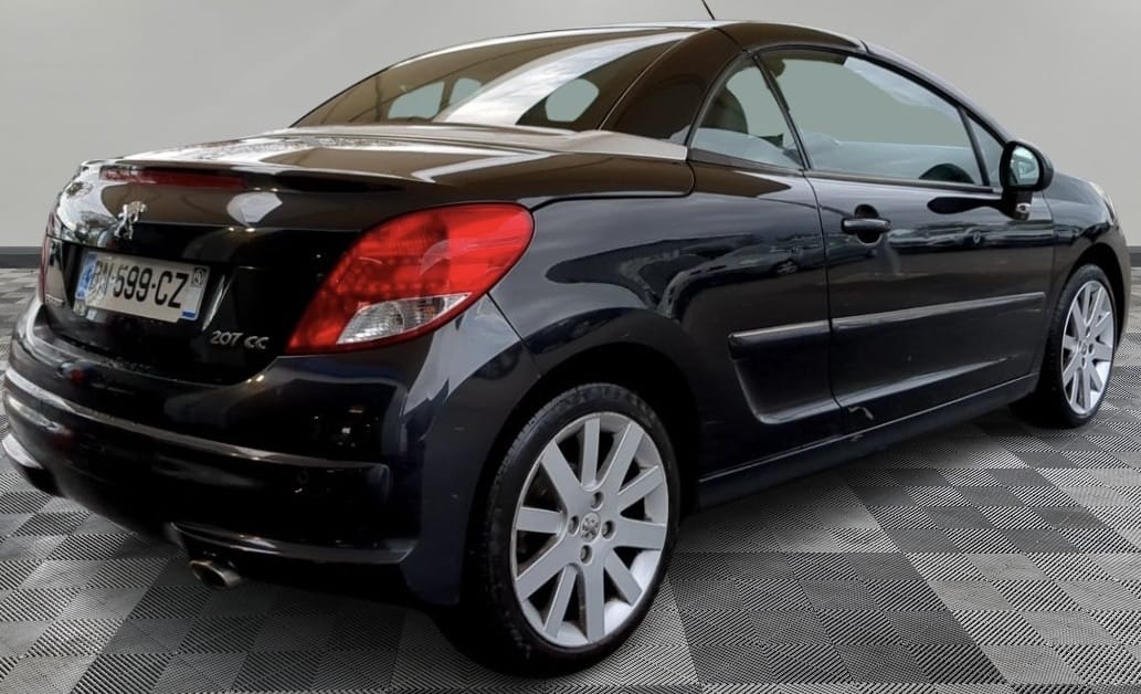 Peugeot 207 CC avec GPS