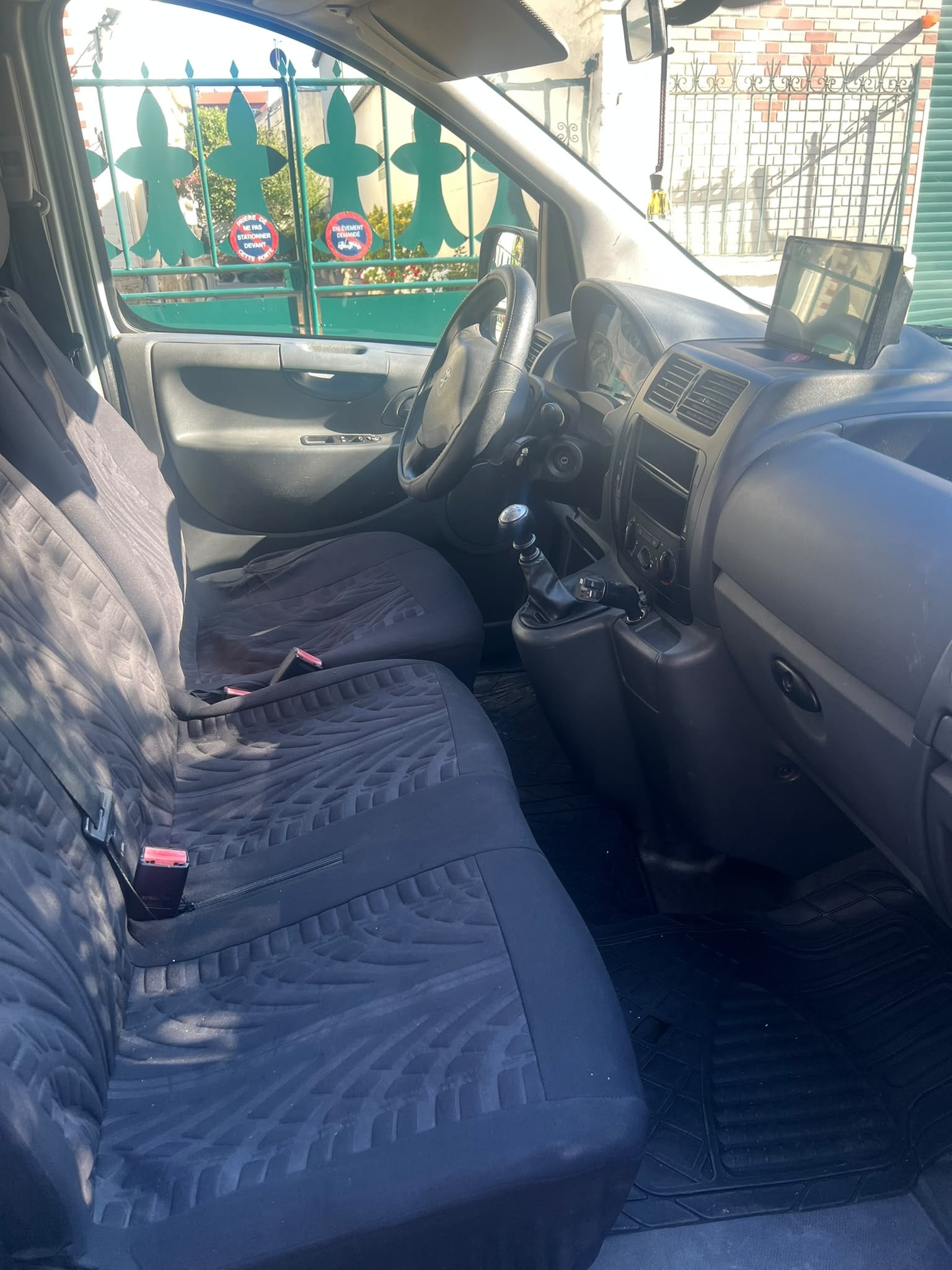 Peugeot Expert avec Apple CarPlay