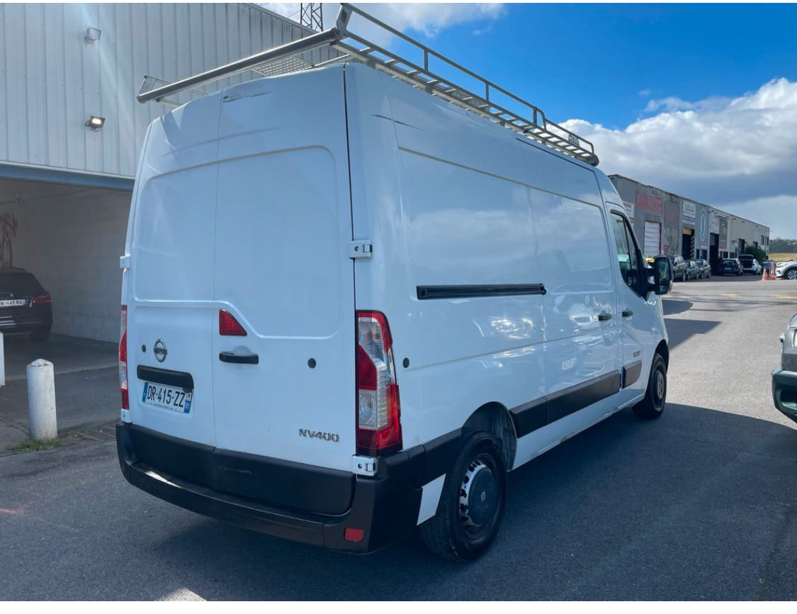 Nissan NV400 avec Régulateur de vitesse