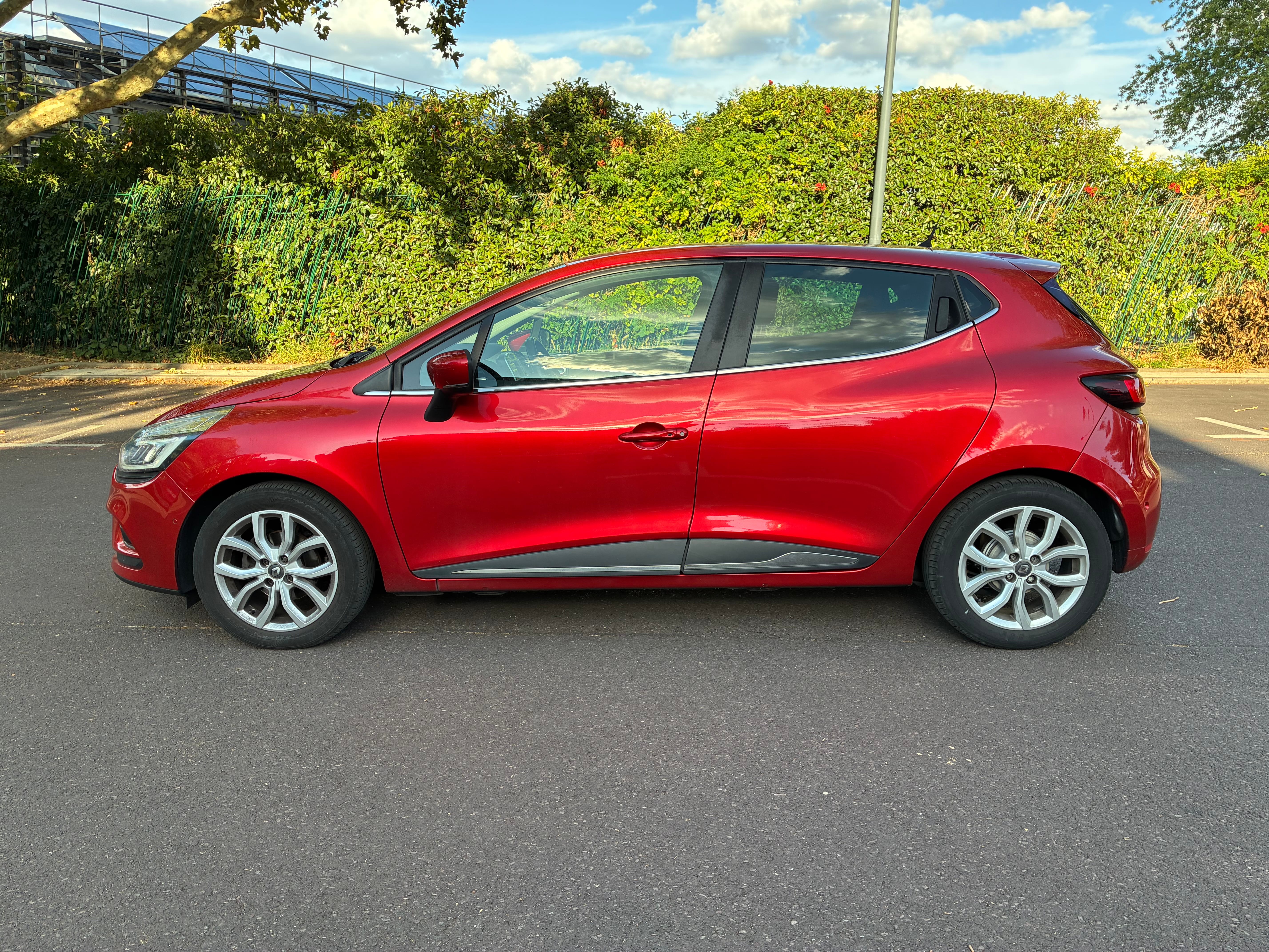 Renault Clio avec Climatisation