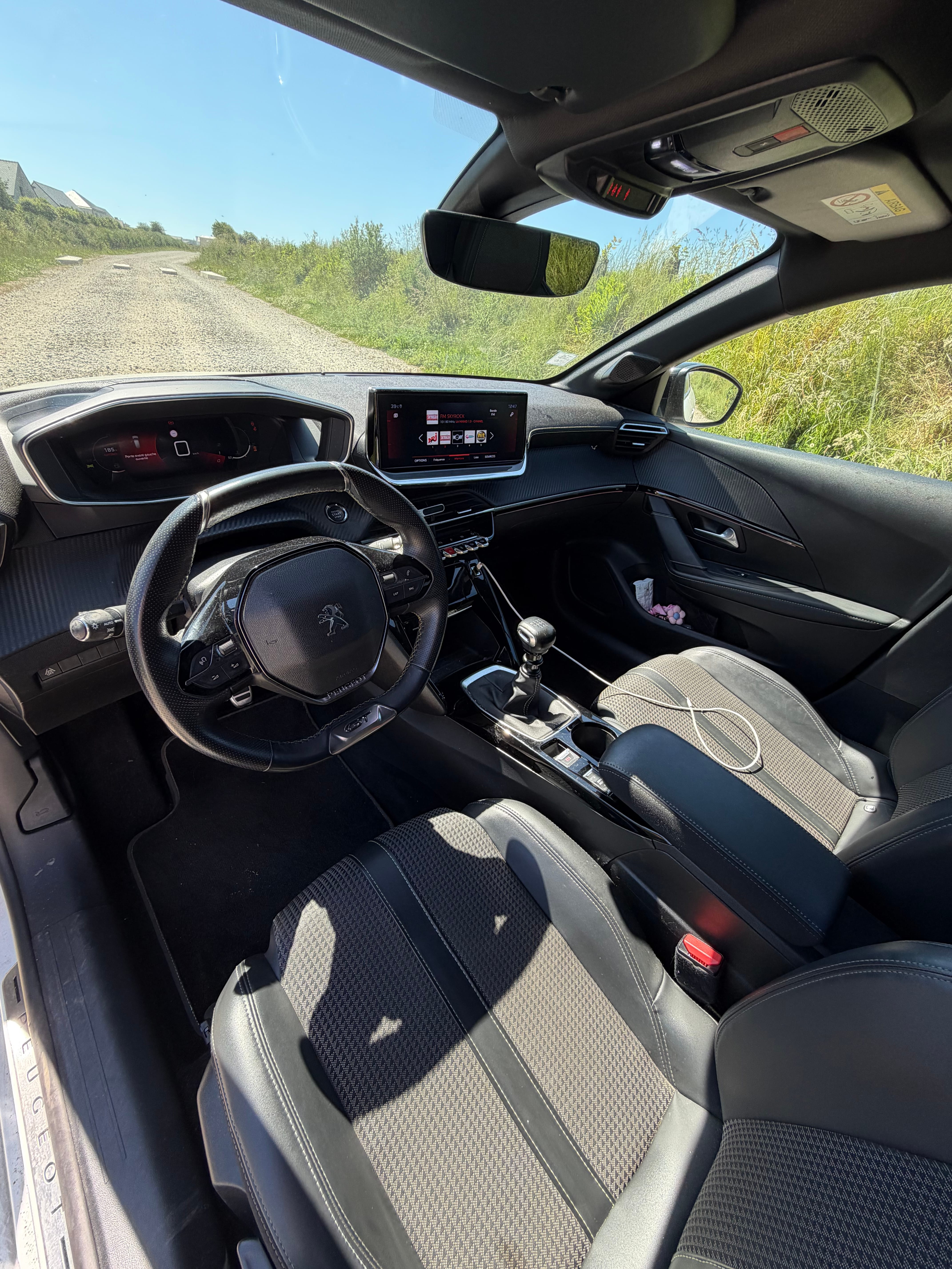 Peugeot 208 avec Caméra de recul