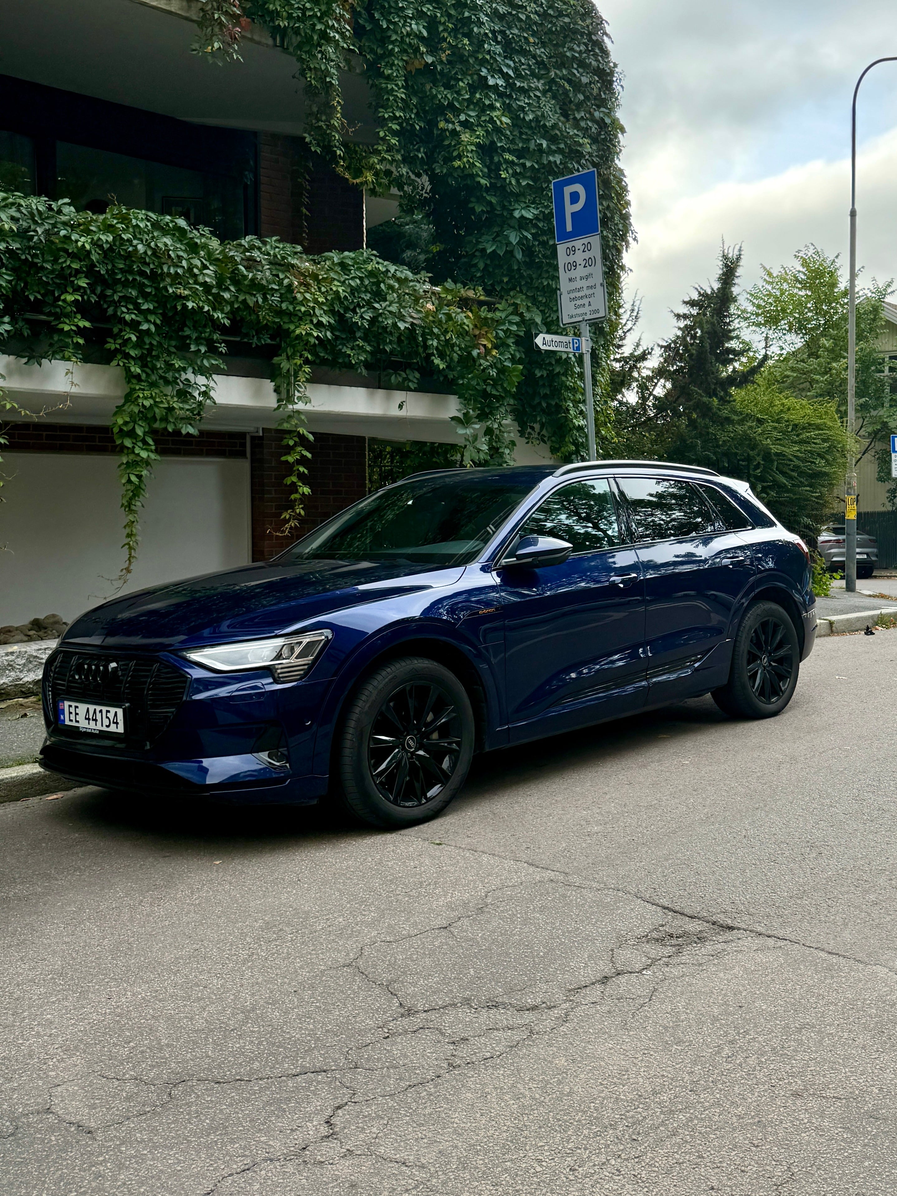 Audi e-tron 55, 2022, Elektrisk, automatisk