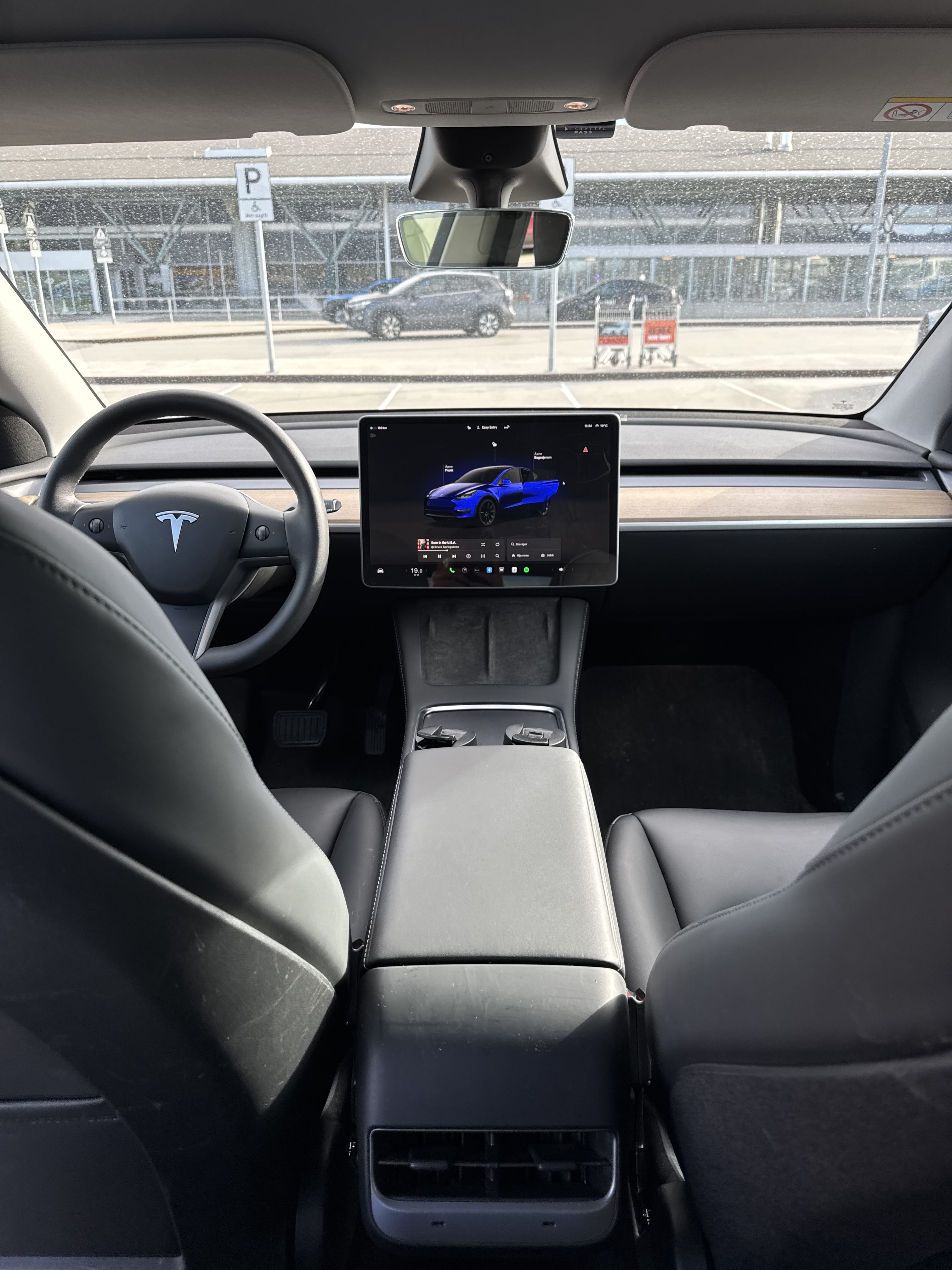 Tesla Model Y avec Régulateur de vitesse