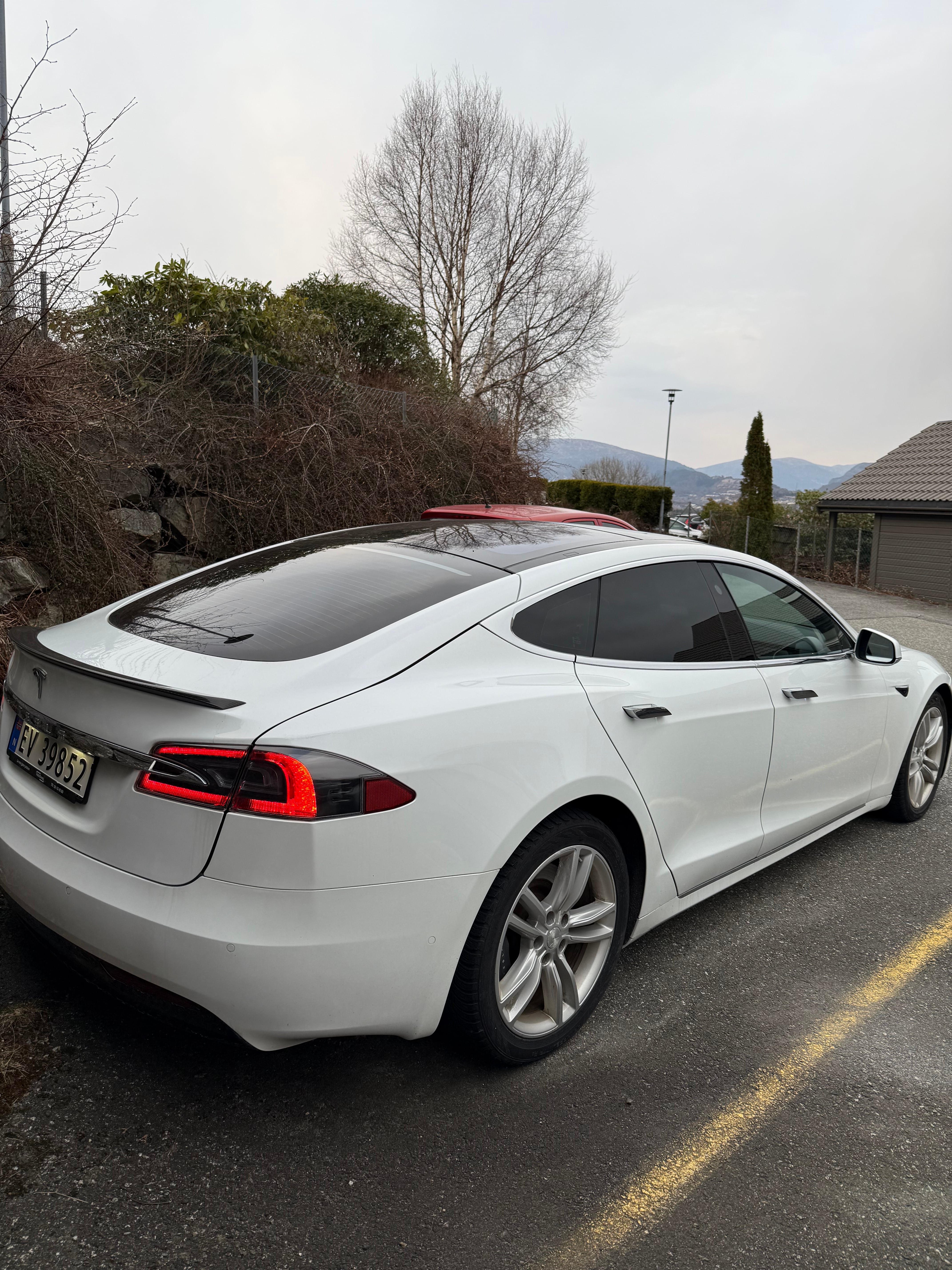 Tesla Model S med GPS