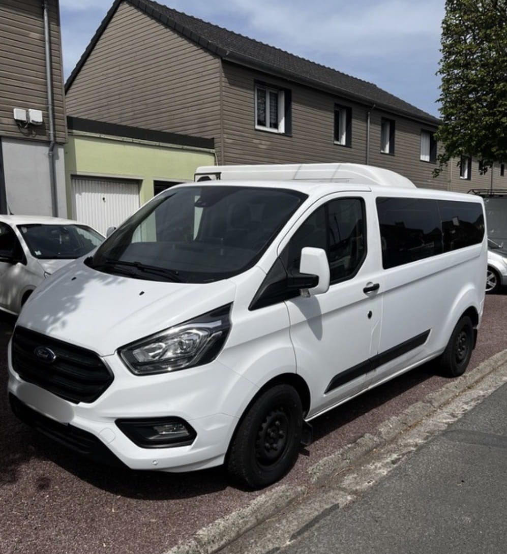 Ford Transit Custom Kombi, 2022, Diesel, 9 places et plus