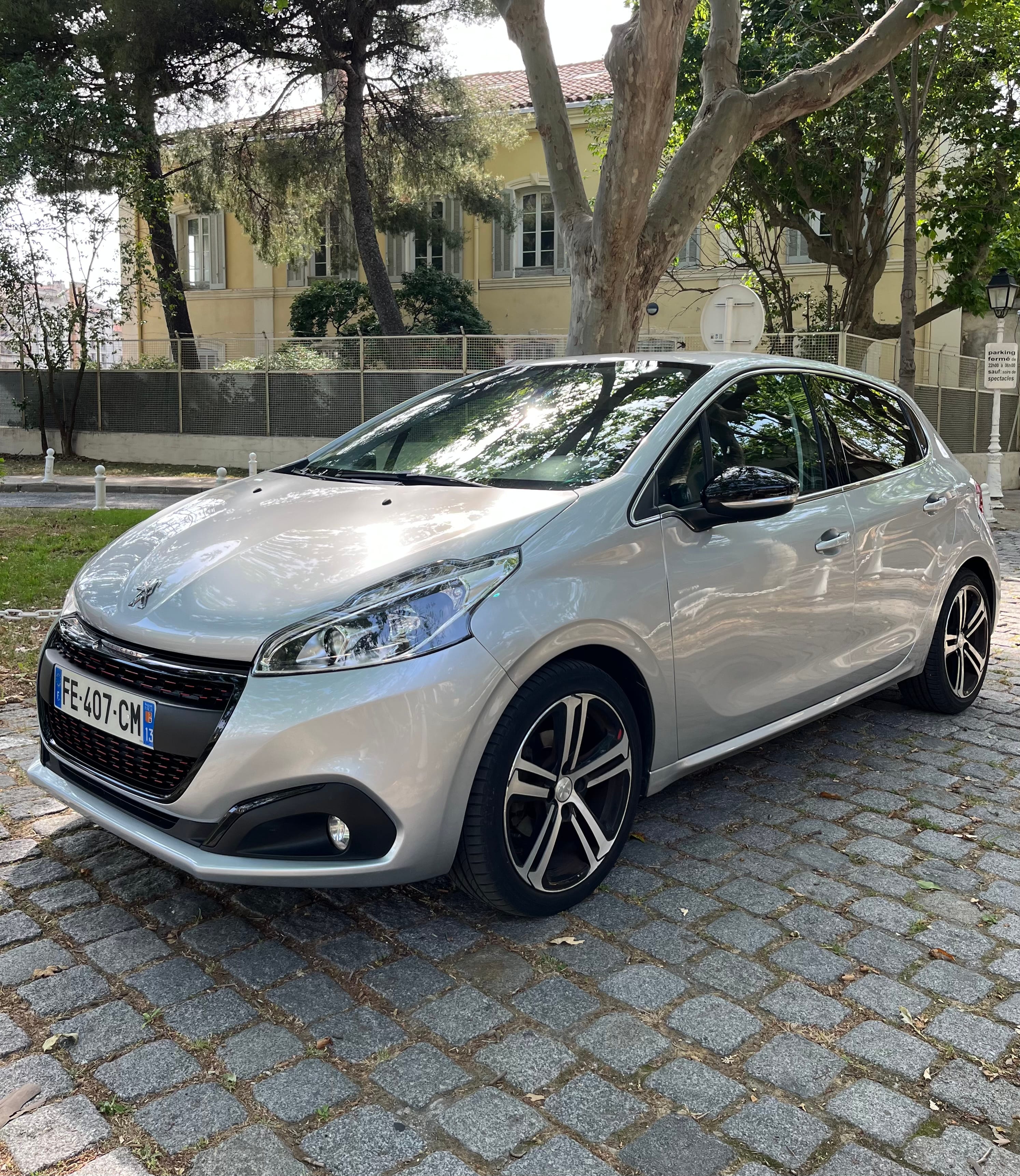 Peugeot 208, 2018, Essence 95, automatique