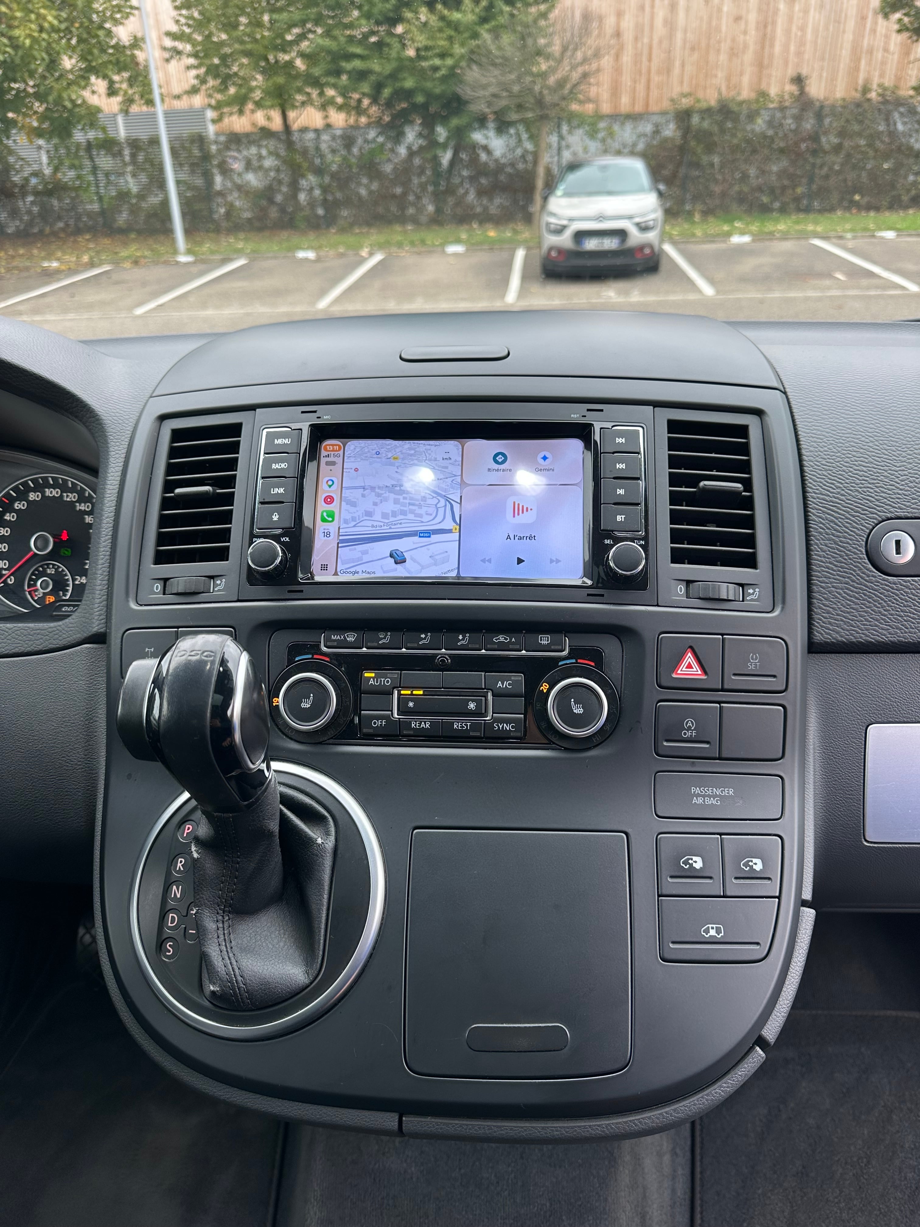 Volkswagen Transporter 6.1 Business Line Minibus avec Audio Bluetooth