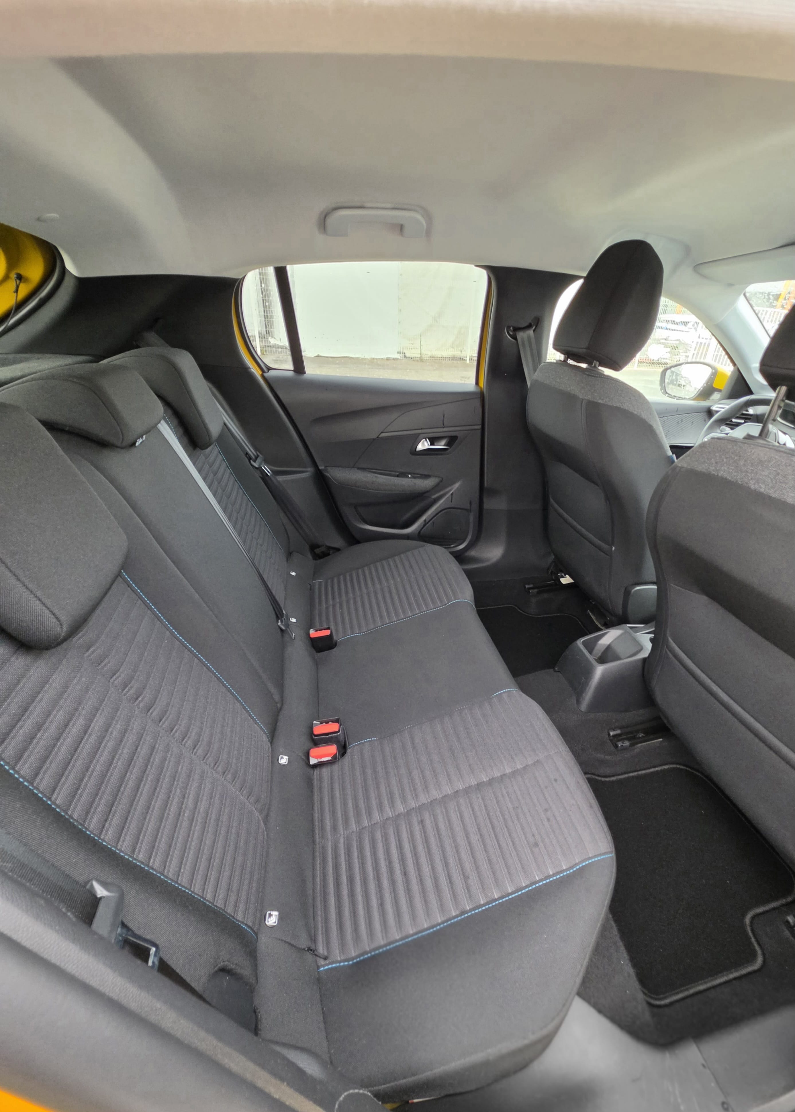 Peugeot 208 avec Android Auto