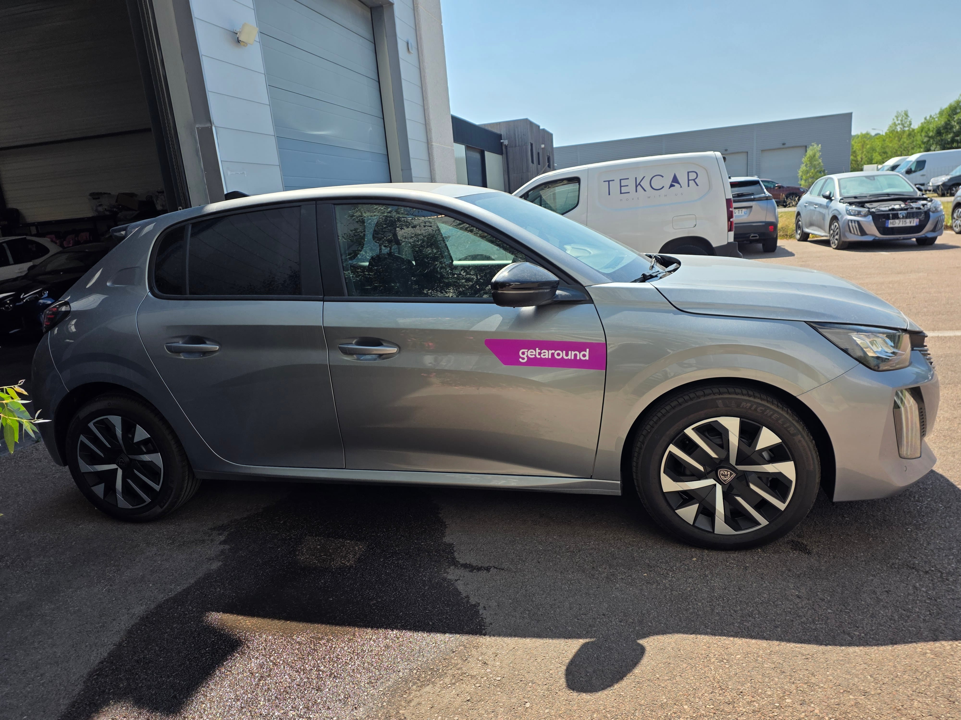 Peugeot 208 avec Climatisation