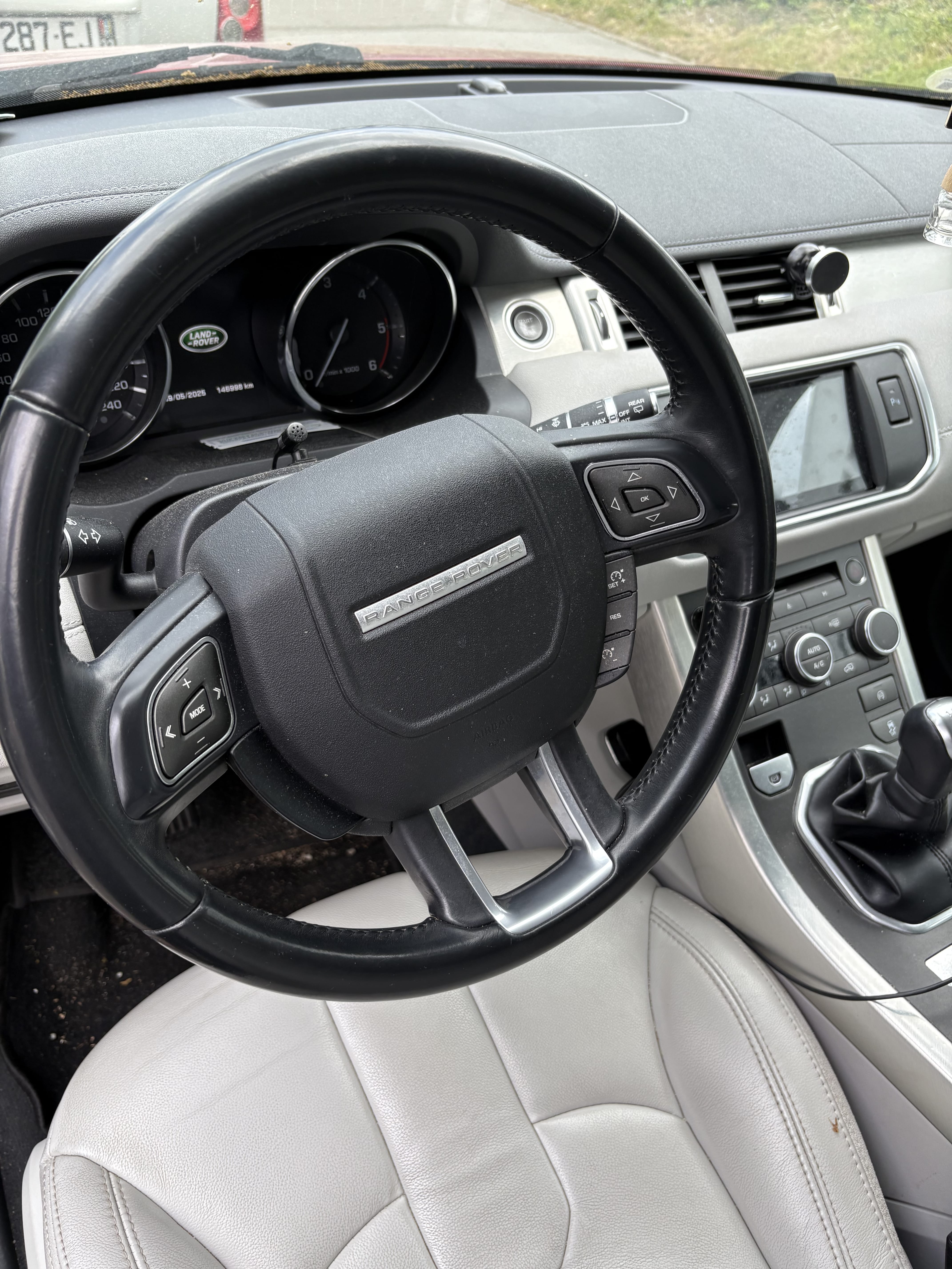 Land-Rover Range Rover Evoque avec Apple CarPlay