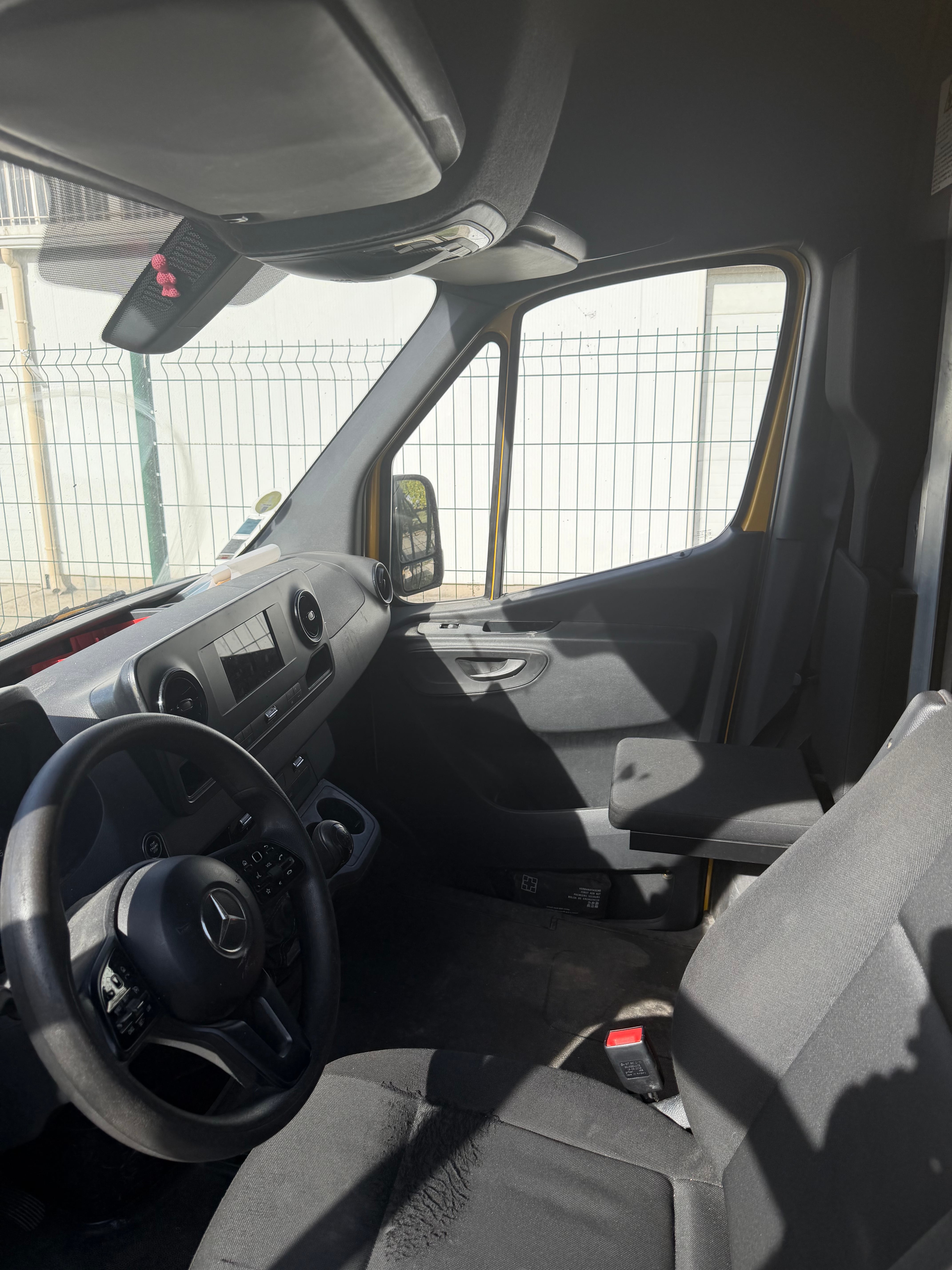 Mercedes-Benz Sprinter avec GPS