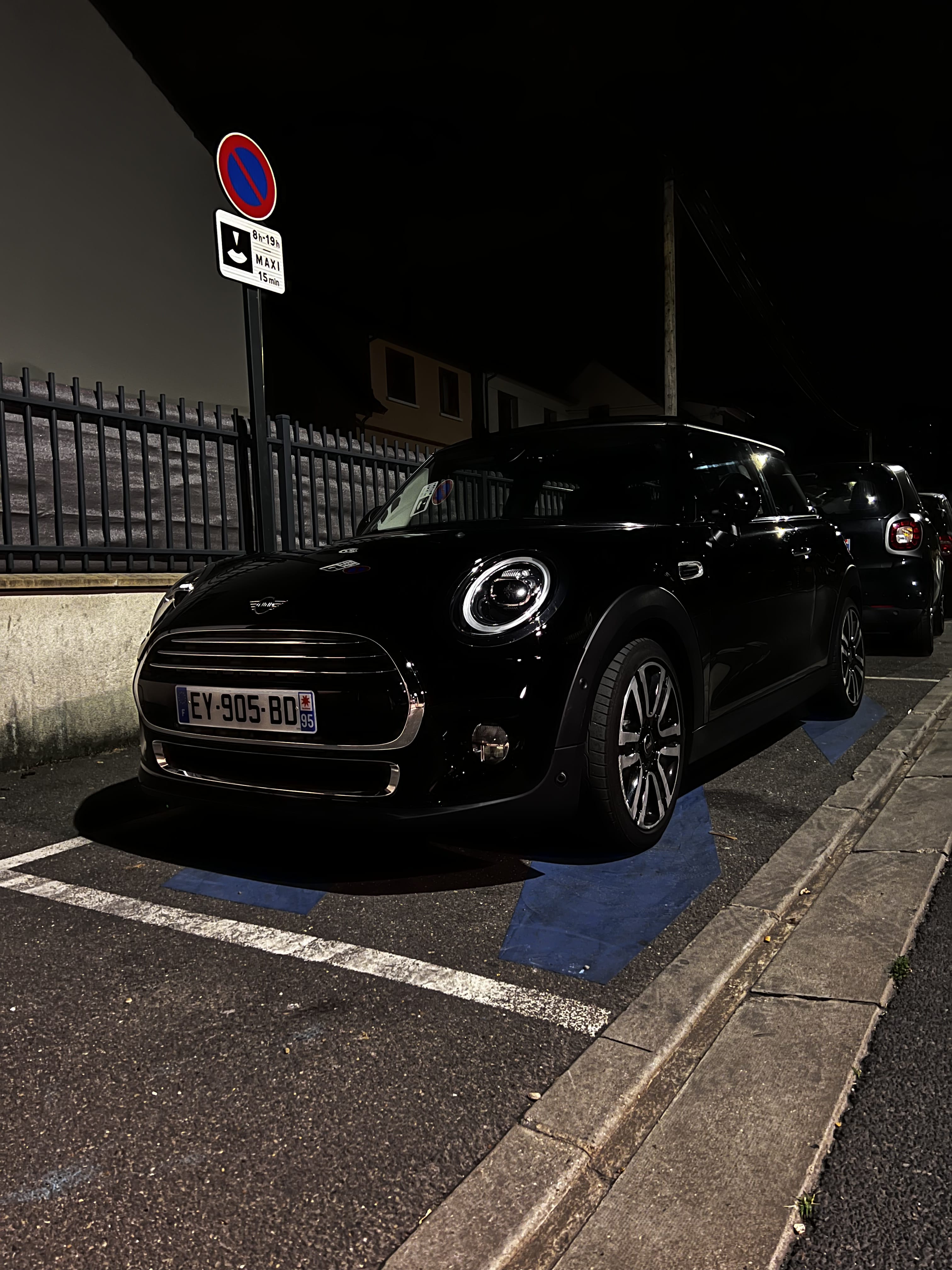 Mini Cooper F56 avec Apple CarPlay