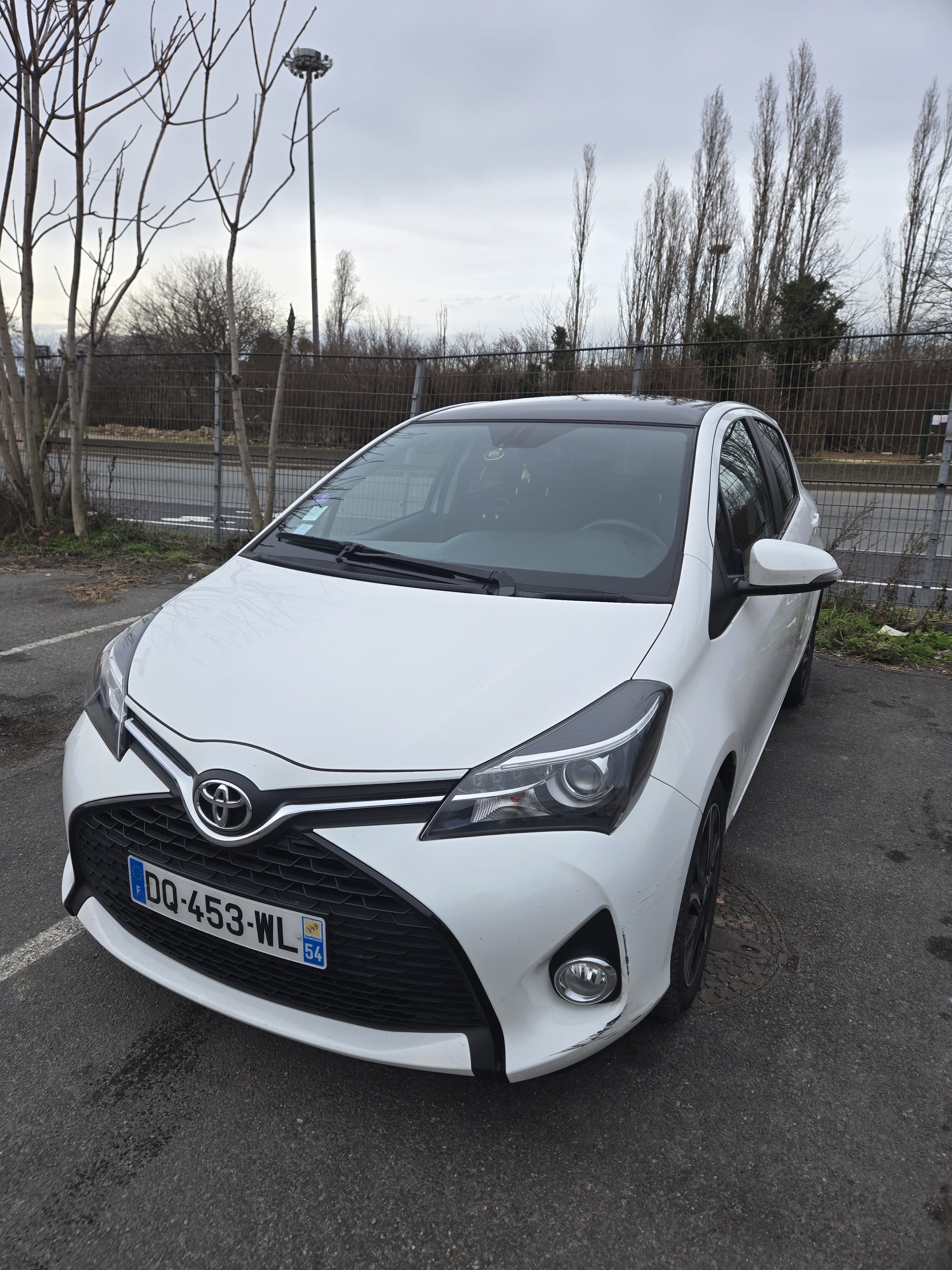 Toyota Yaris, 2015, Essence 95