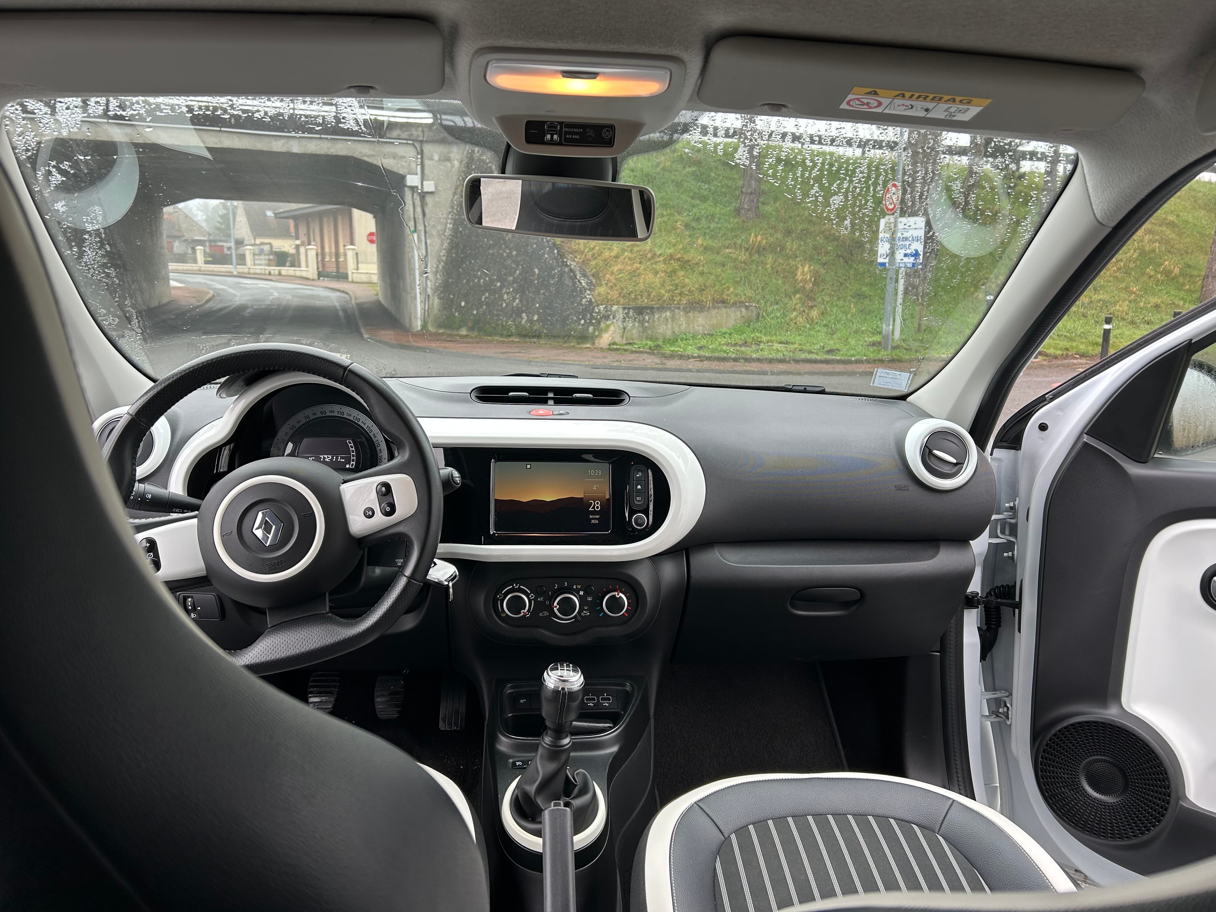 Renault Twingo III avec Régulateur de vitesse