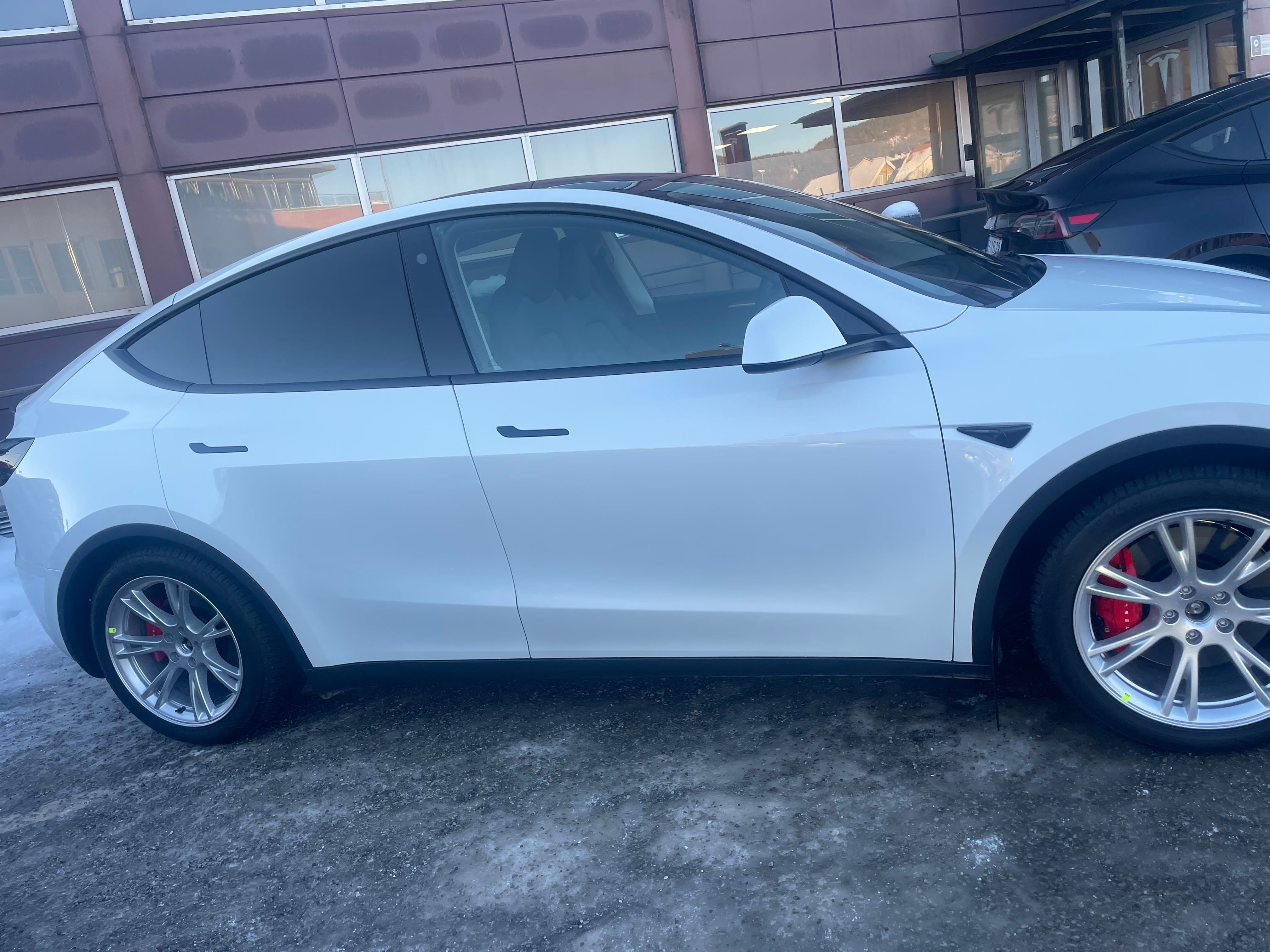 Tesla Model Y Performance mit Klimaanlage