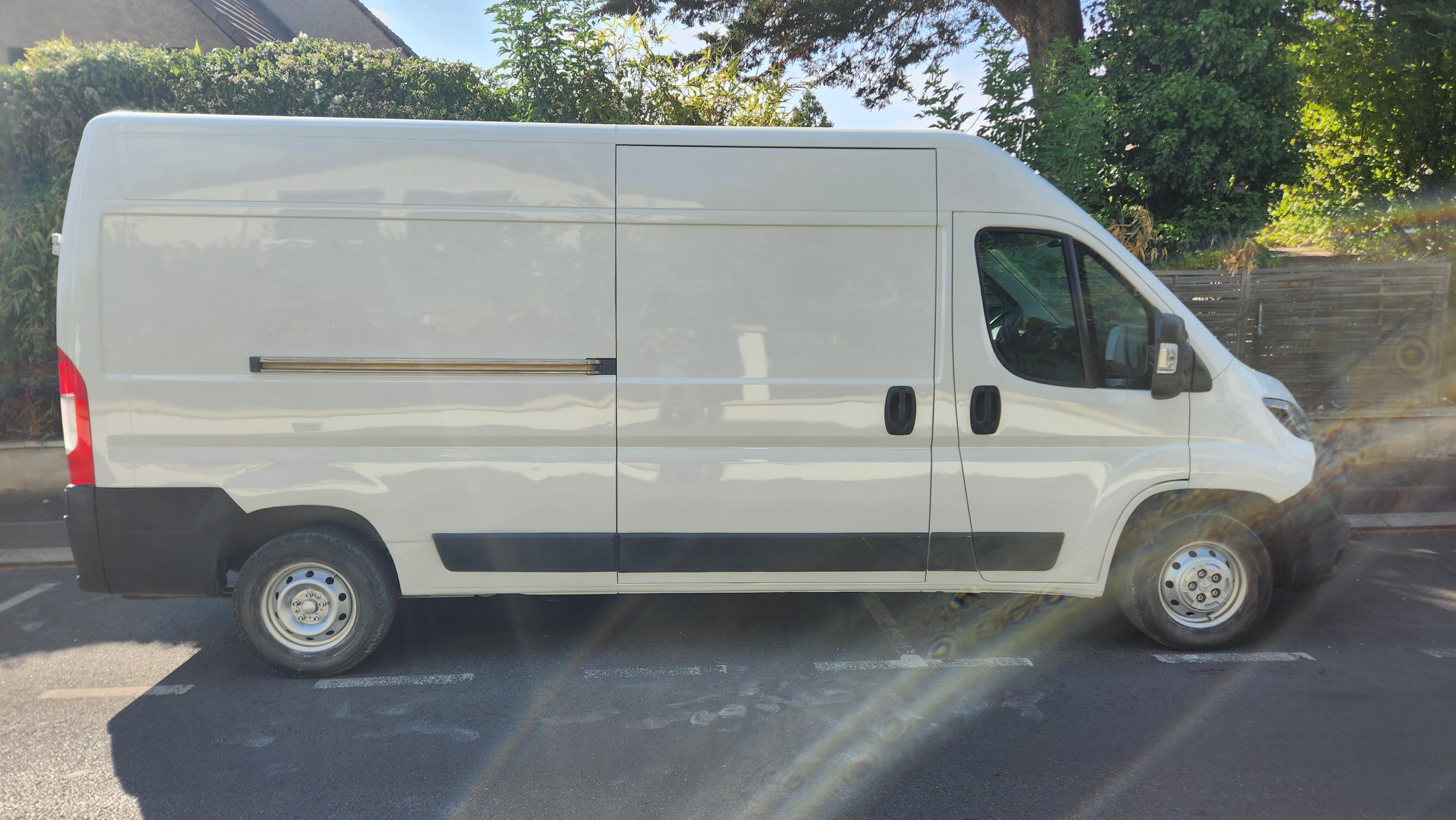 Peugeot Boxer L3H2 2.0 BlueHDI 110 PRO avec Climatisation