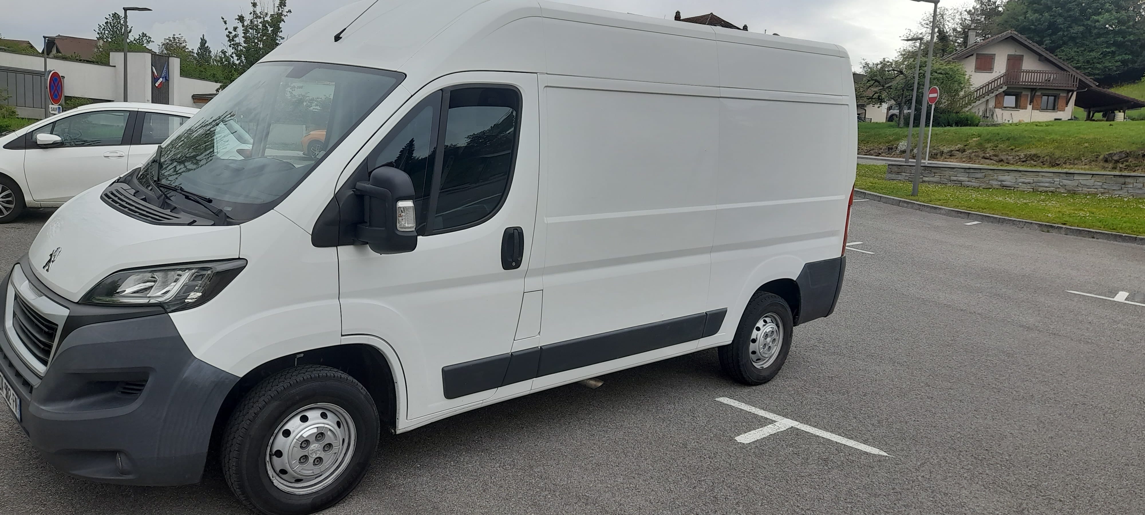 Peugeot Boxer avec Climatisation