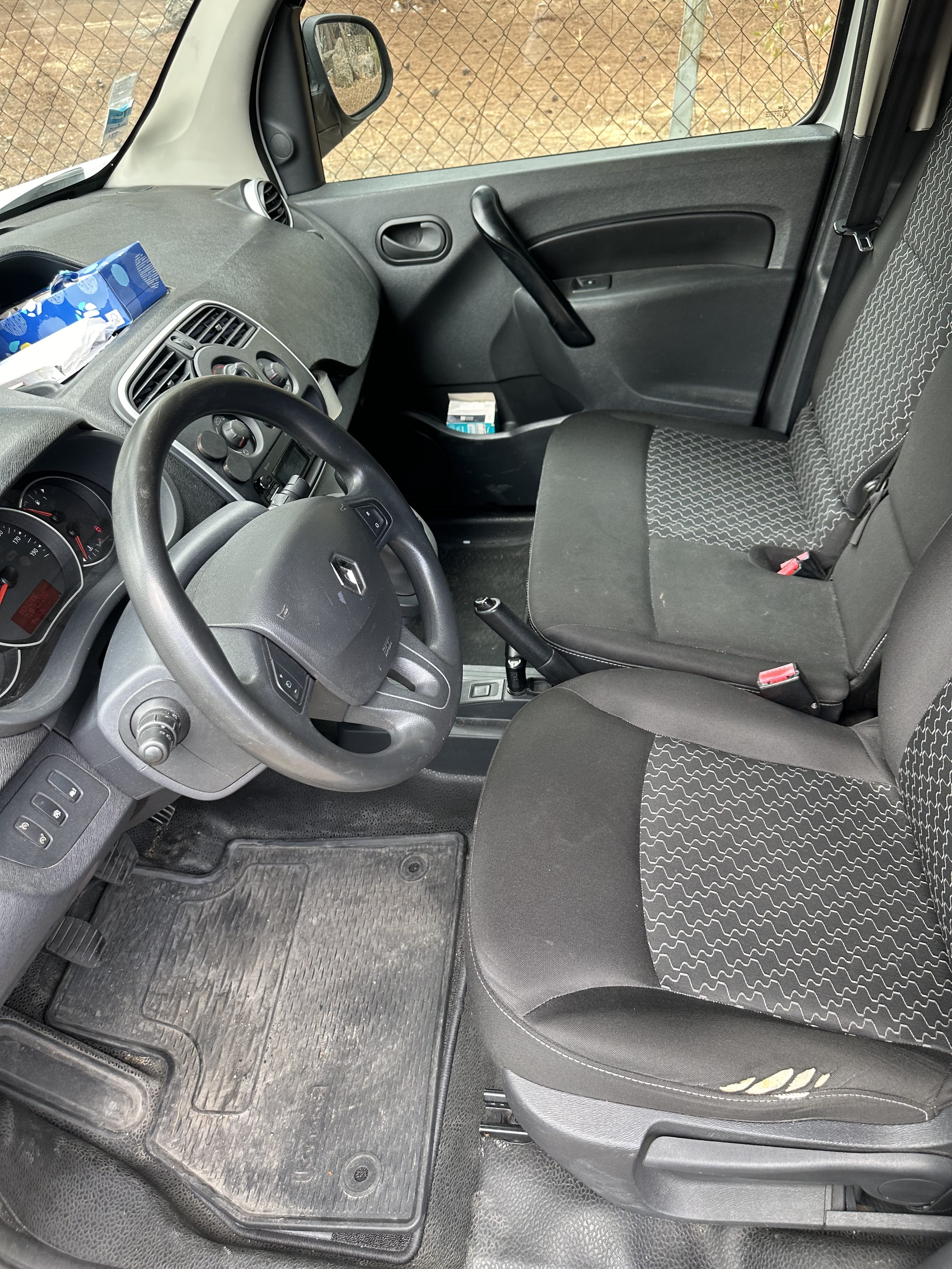 Renault Kangoo Express 1.5 dci 90cv 3 place met Audio- / iPod-ingang