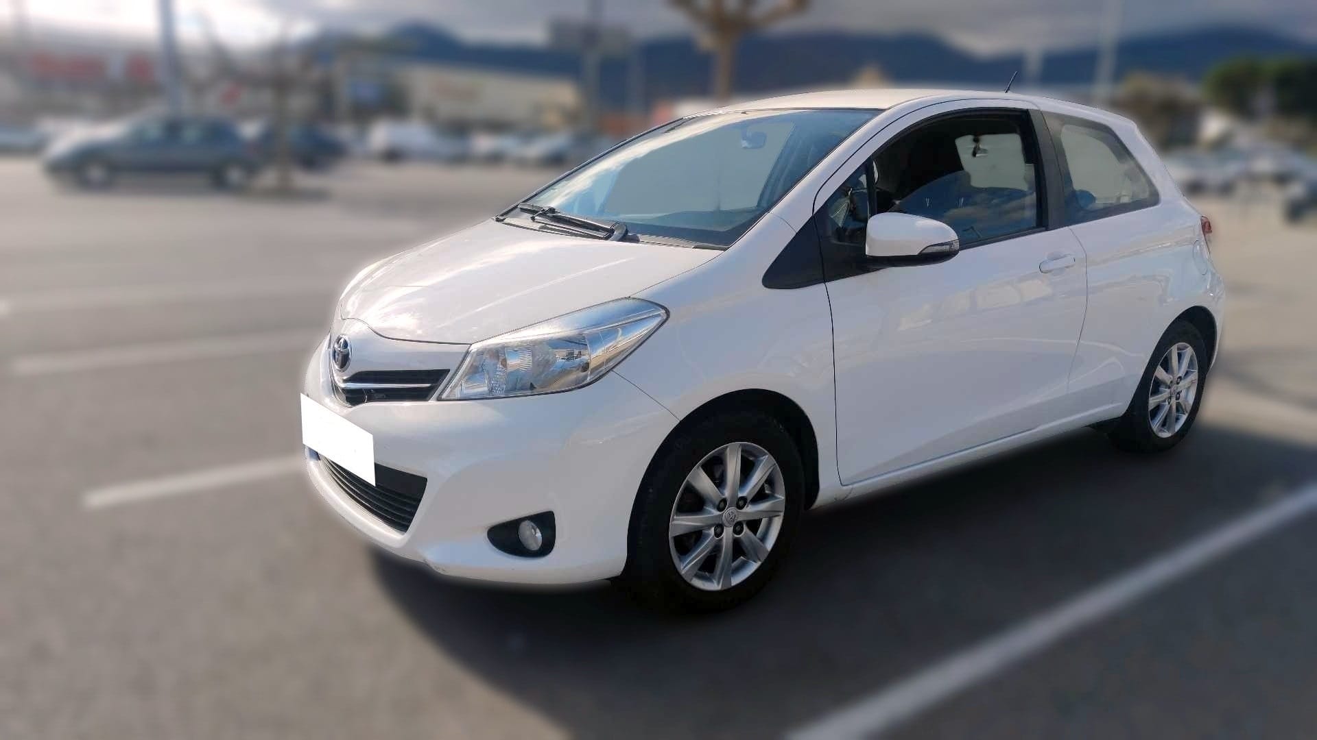 Toyota Yaris, 2014, Essence 98