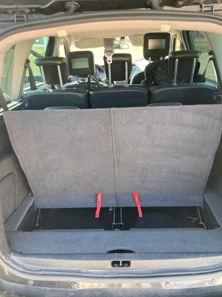 Renault Grand Scenic 7places et coffre de toit avec Coffre de toit