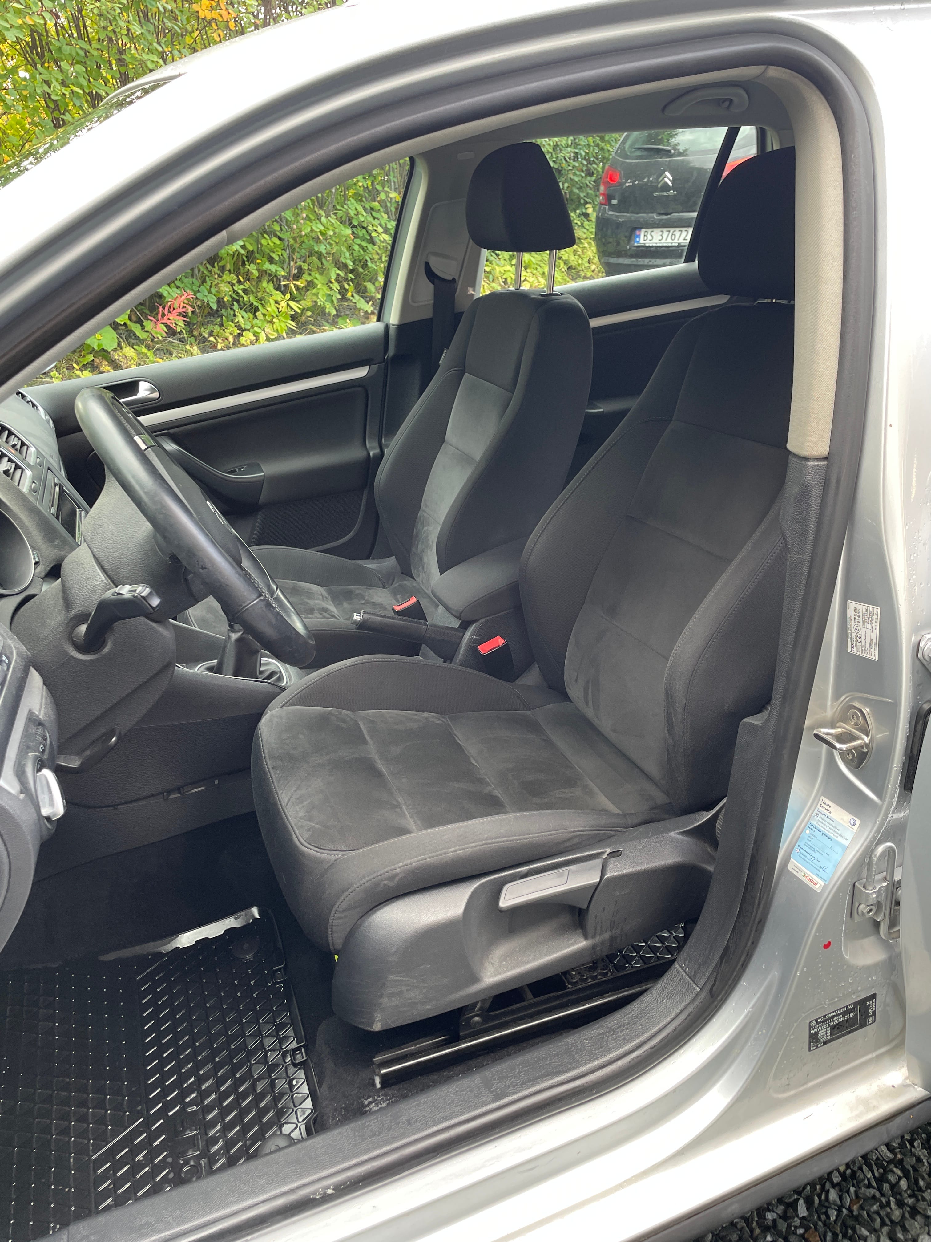 Volkswagen Golf SW med Vinterdekk