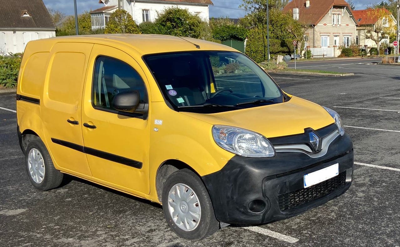 Renault Kangoo Fourgon, 2015, Essence 98