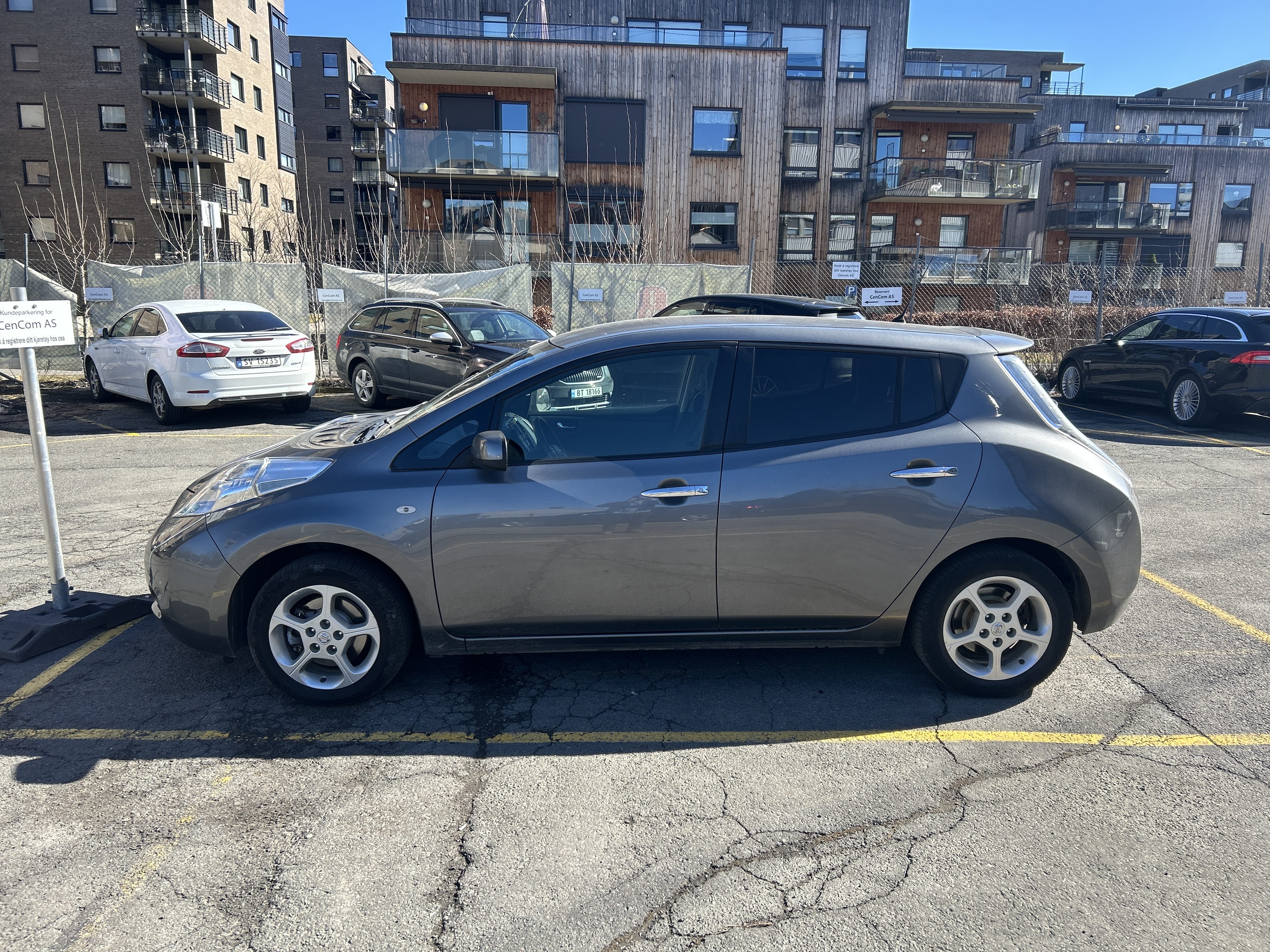 Nissan Leaf with Air conditioning