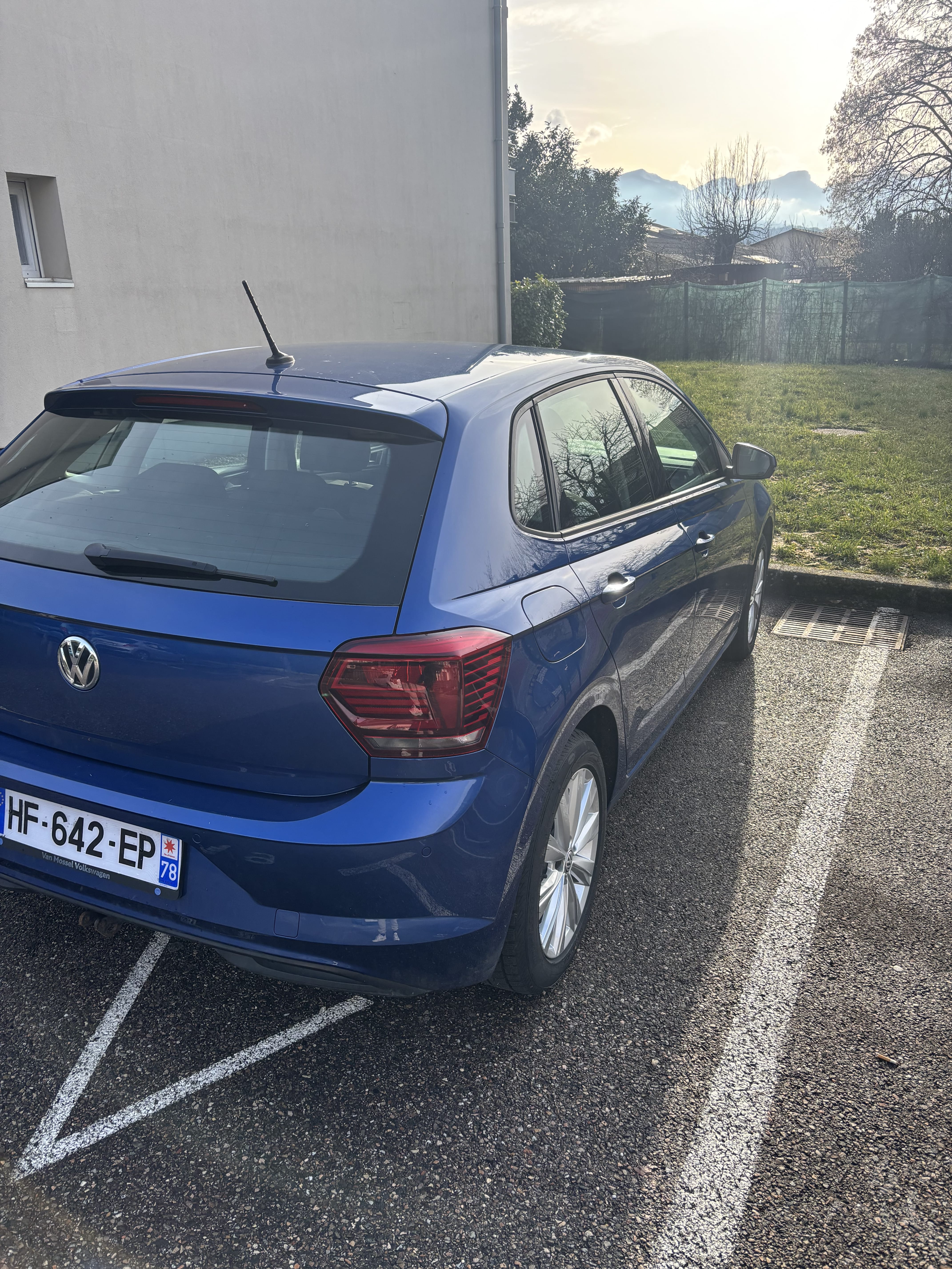Volkswagen Polo avec Caméra de recul
