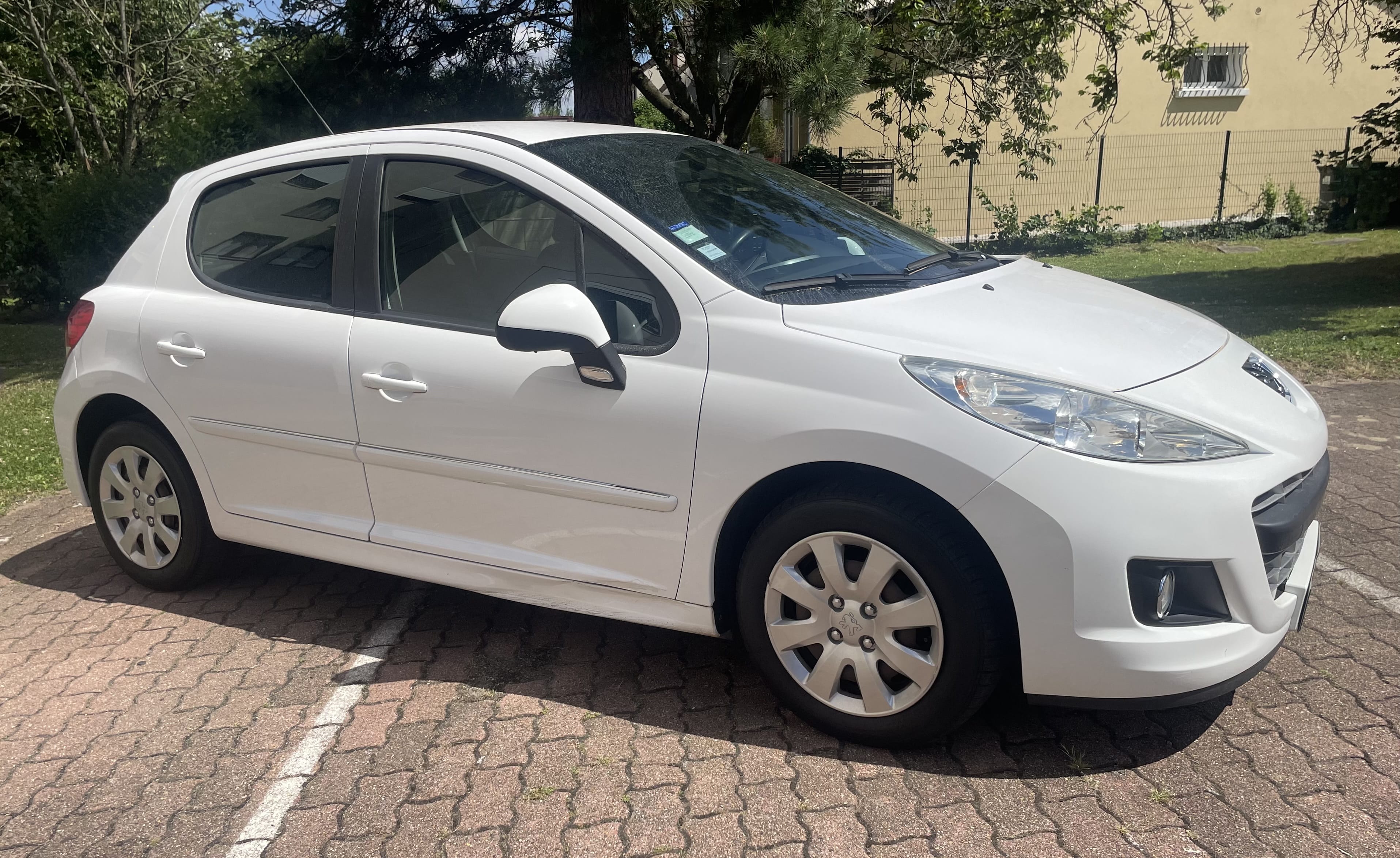 Peugeot 207 avec Climatisation