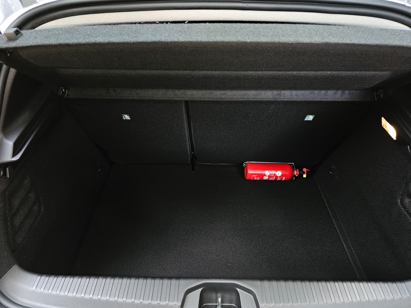 Renault Clio avec Entrée audio / iPod