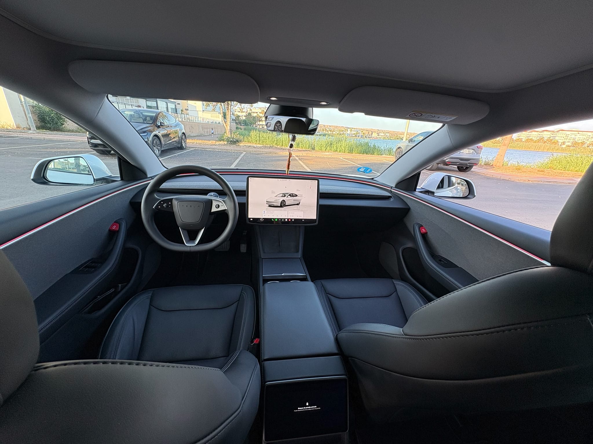 Tesla Model 3 Standard Range Plus con Cámara de marcha atrás