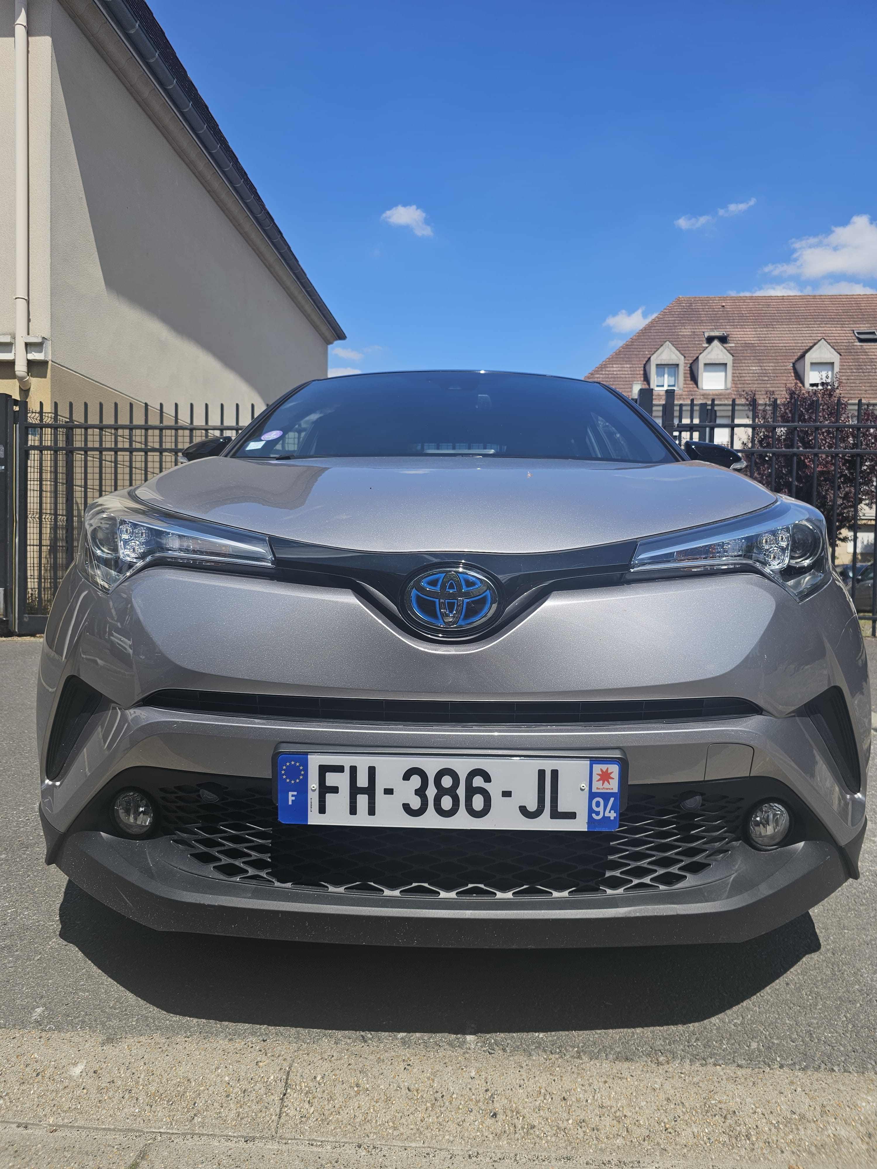 Toyota C-HR Hybrid avec Audio Bluetooth