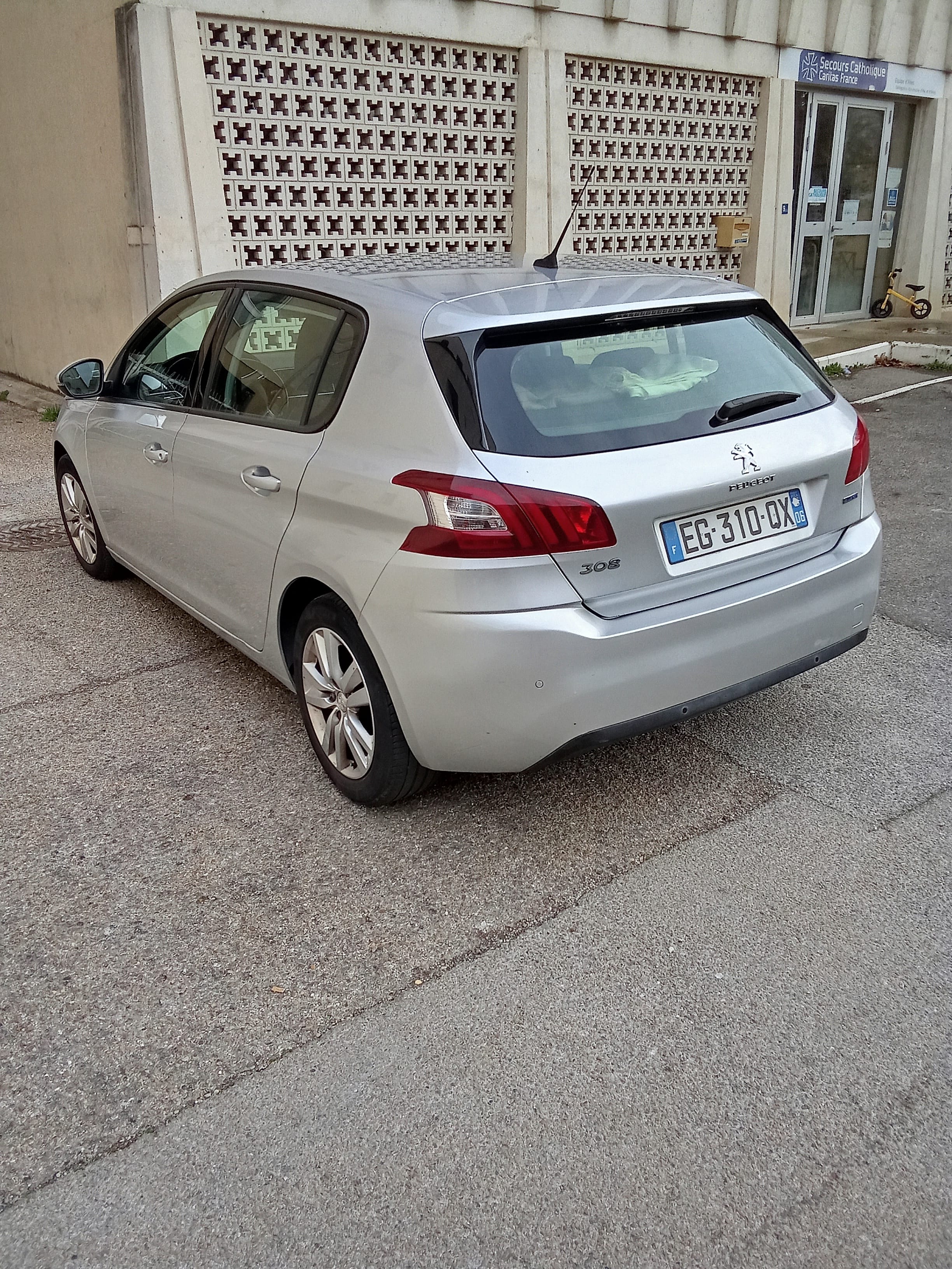 Peugeot 308 avec Régulateur de vitesse