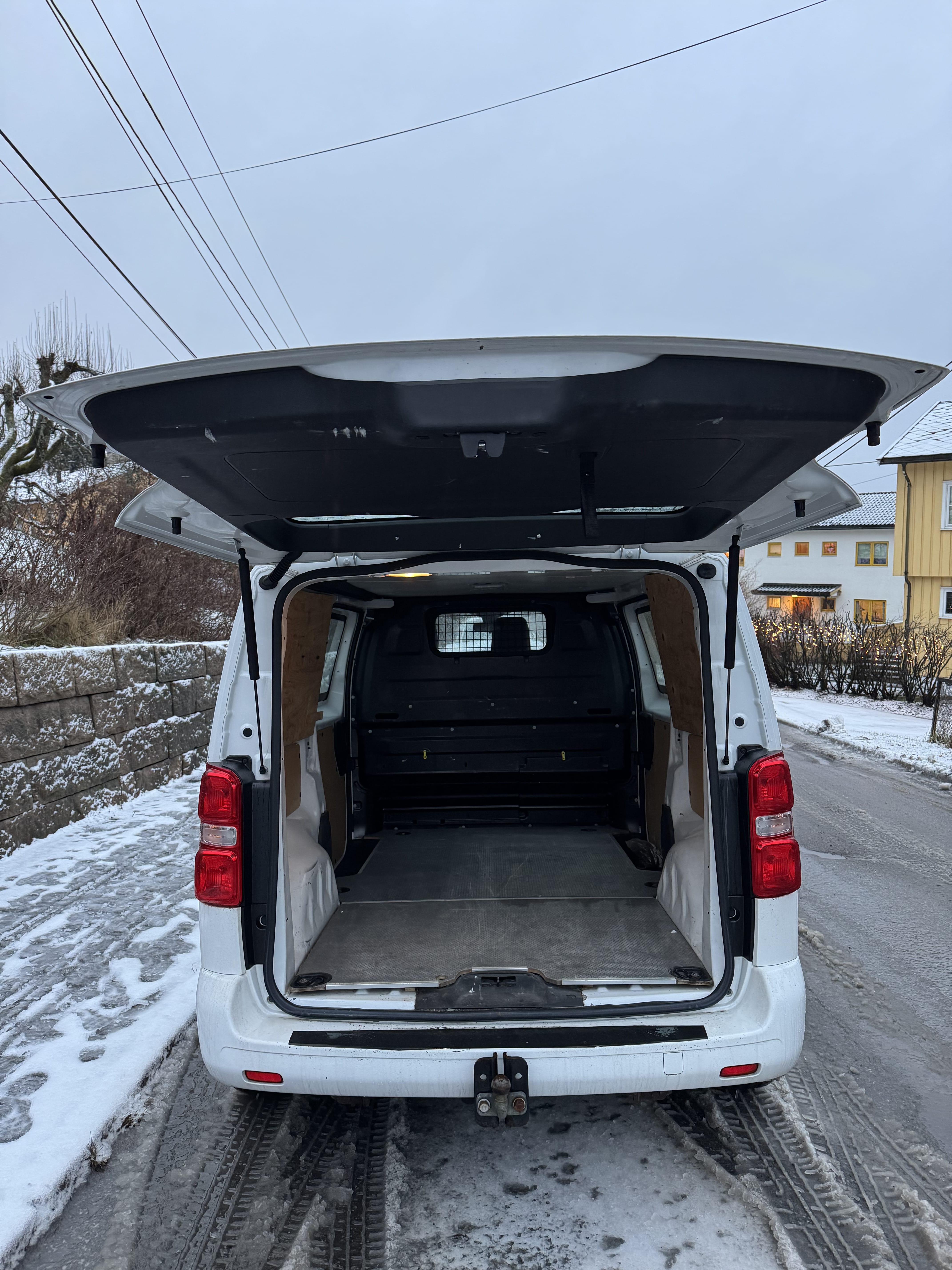 Toyota Proace Varebil med Cruisekontroll