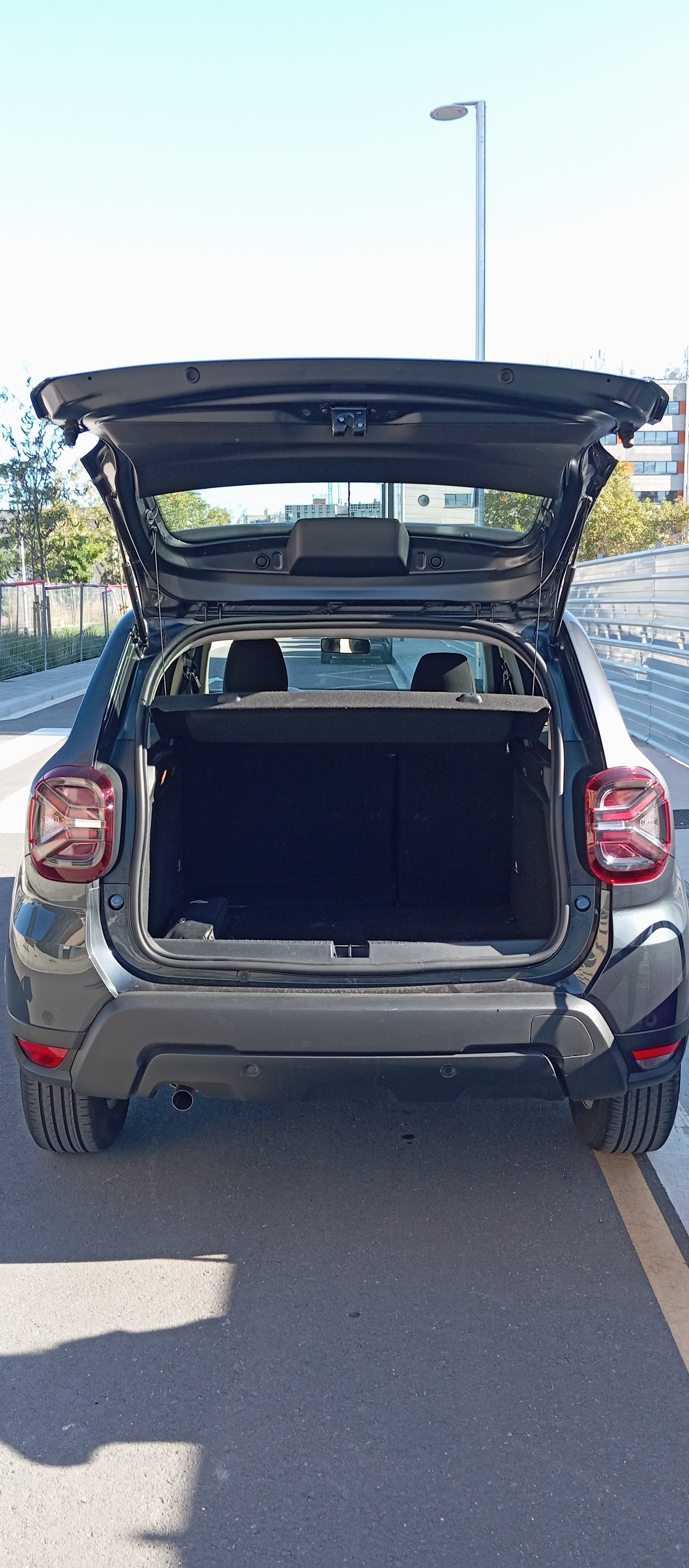 Dacia Duster with Cruise control