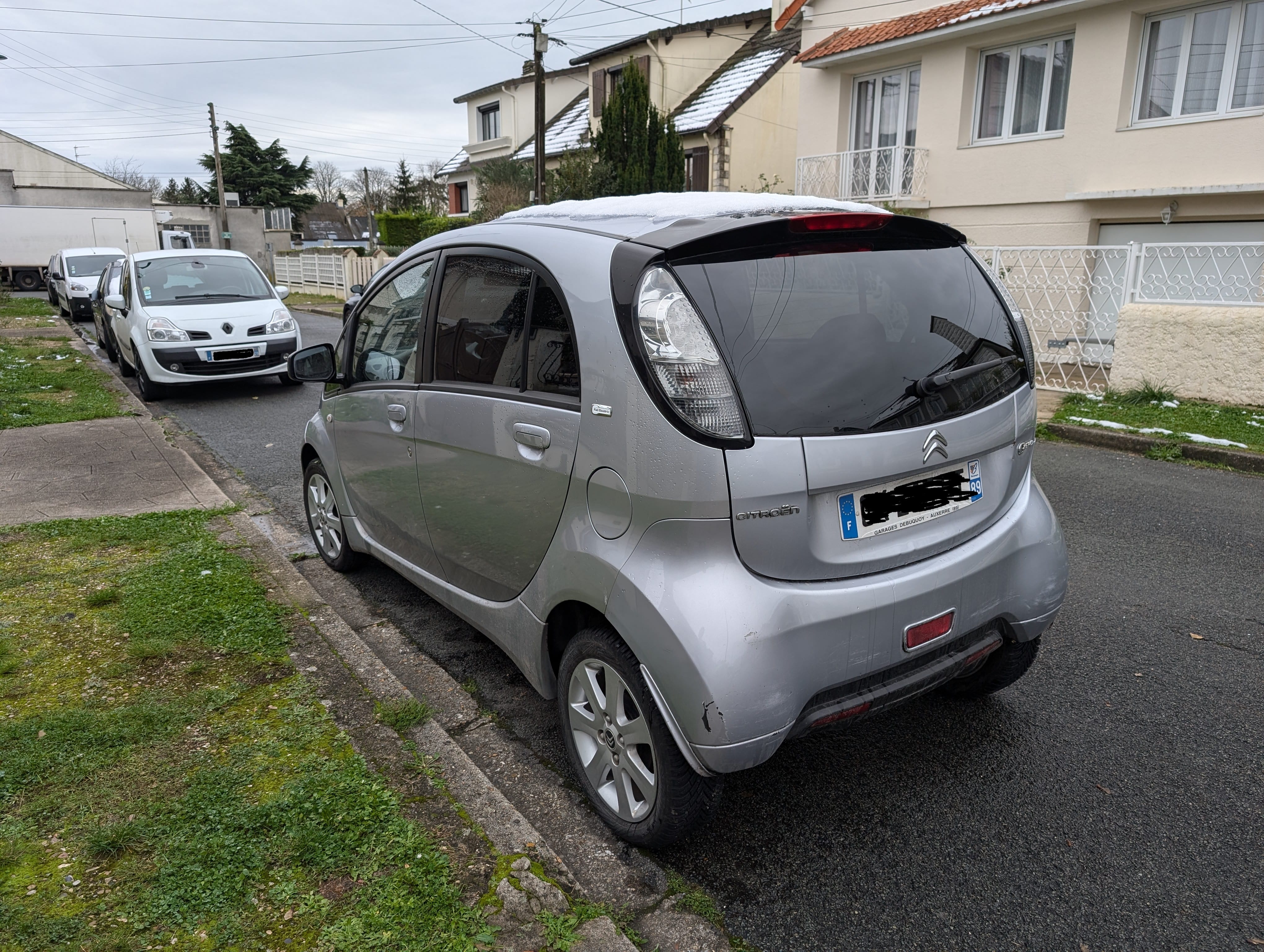 Citroen C-Zero Voiture avec permis 100% electrique avec Climatisation