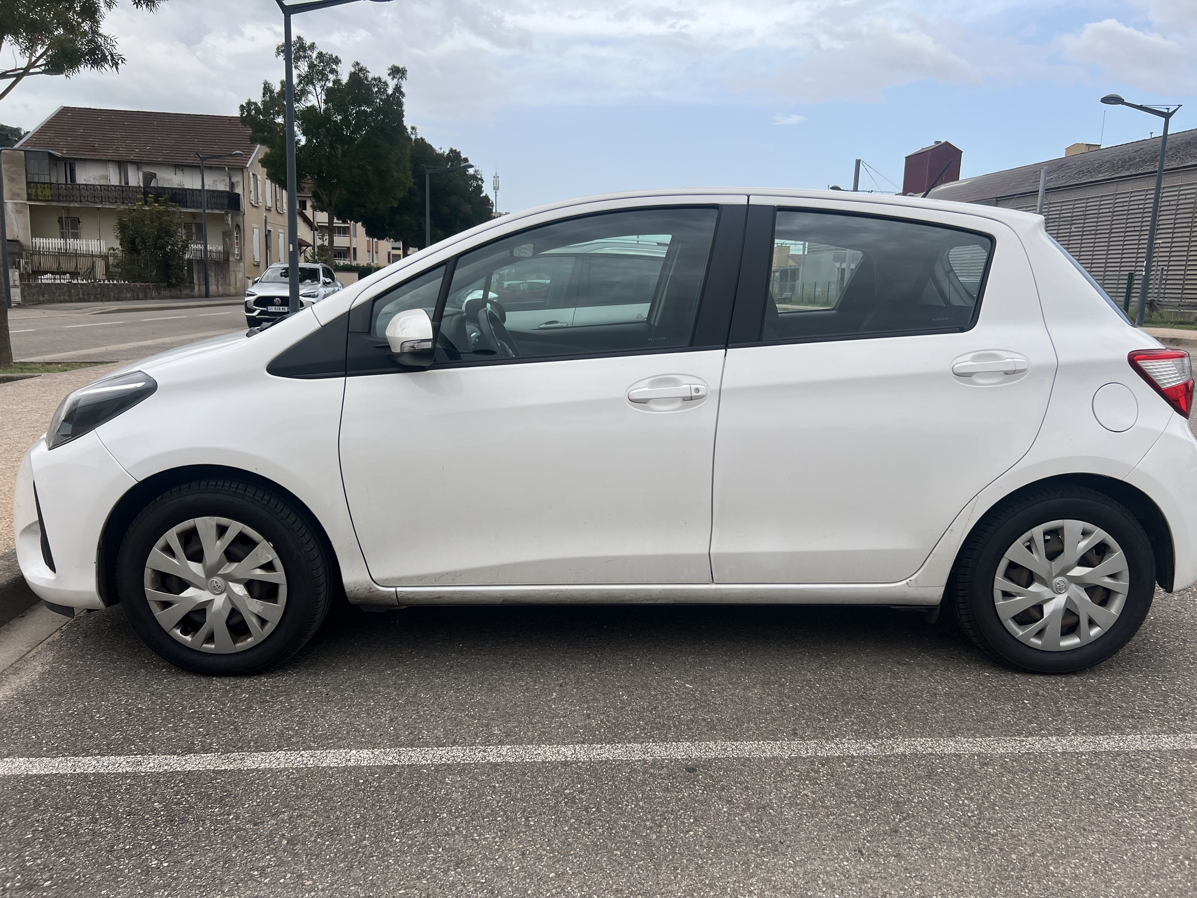 Toyota Yaris 1.0 69cv avec Climatisation