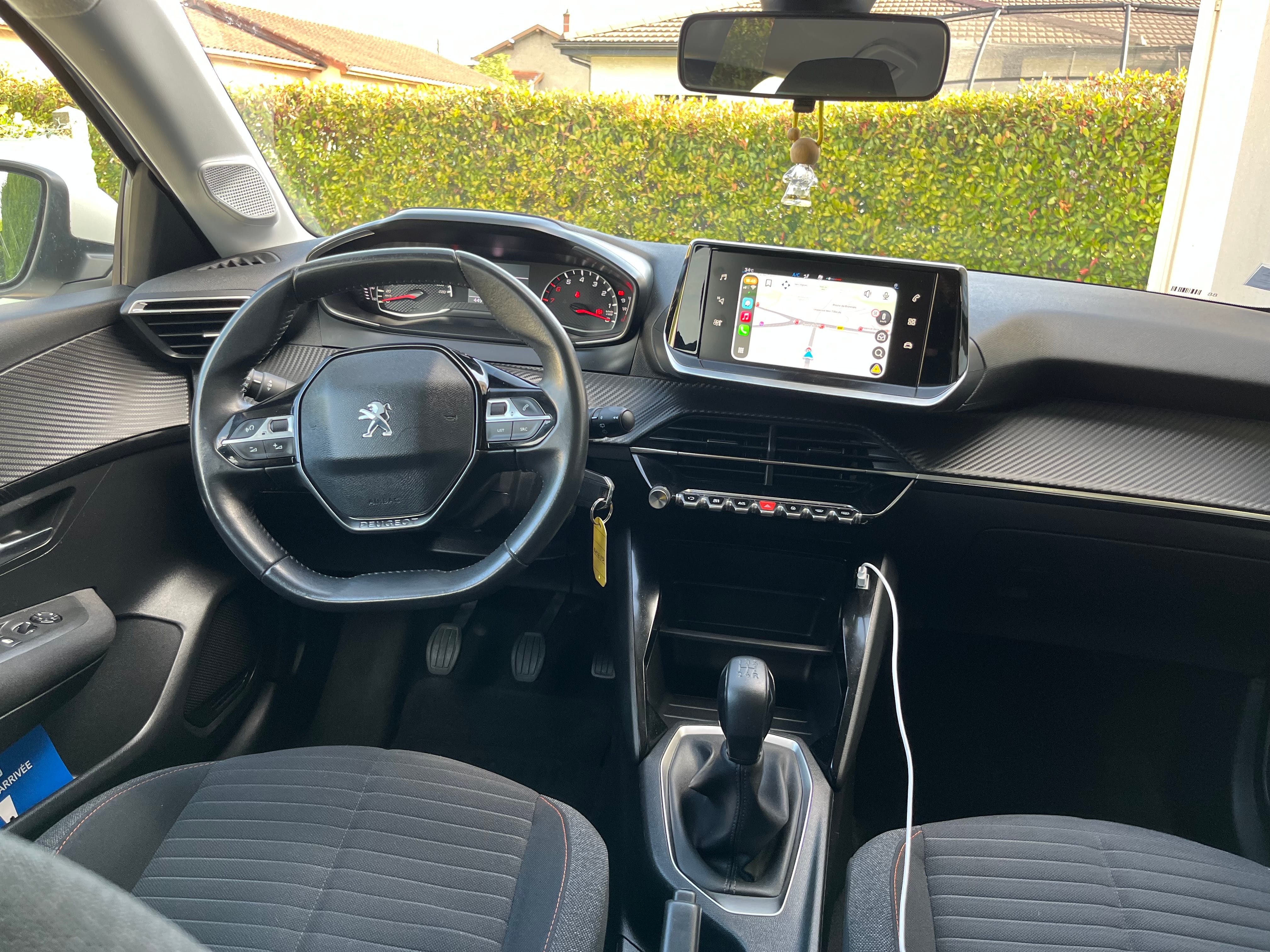 Peugeot 208 avec Régulateur de vitesse