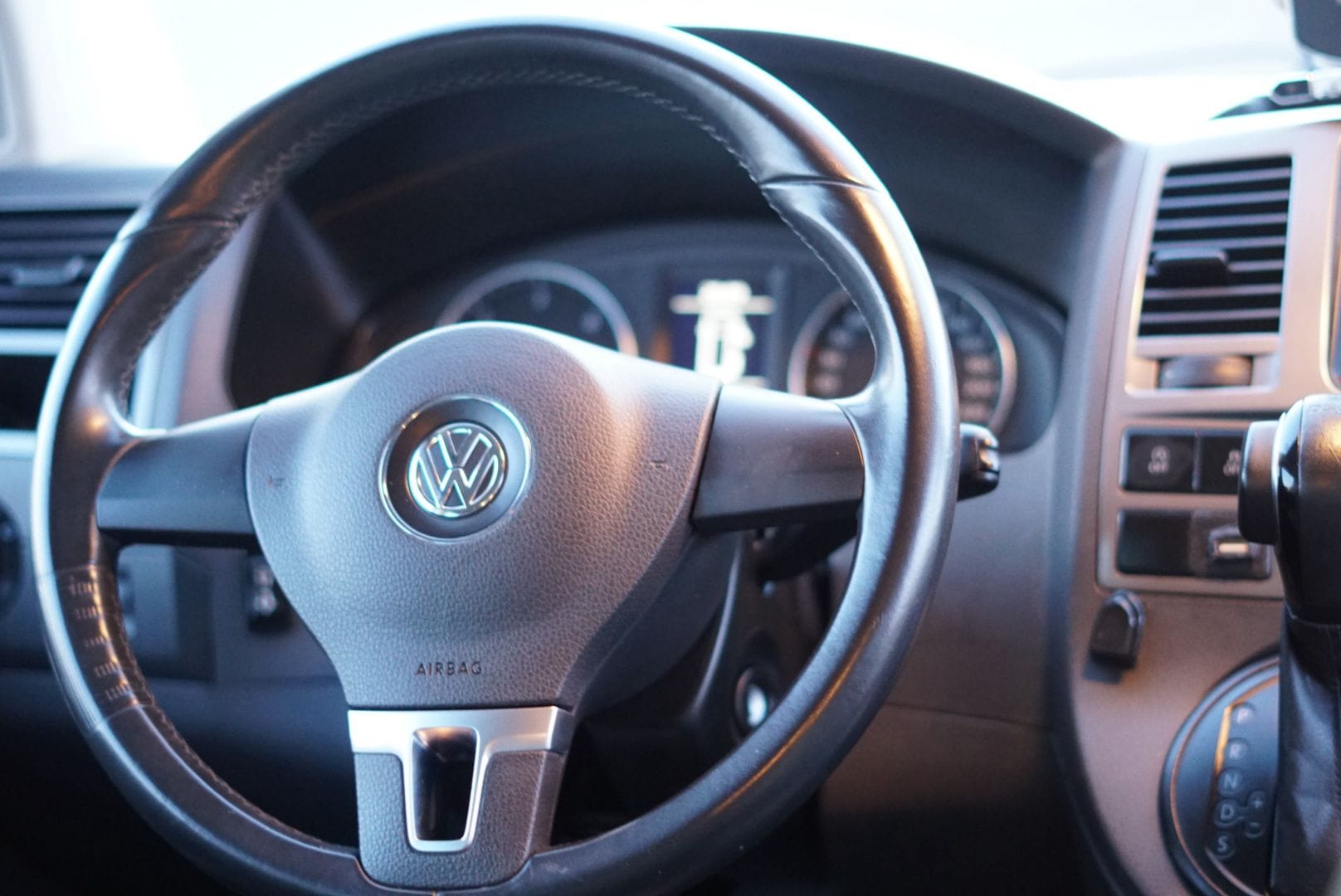 Volkswagen Caravelle med Cruisekontroll