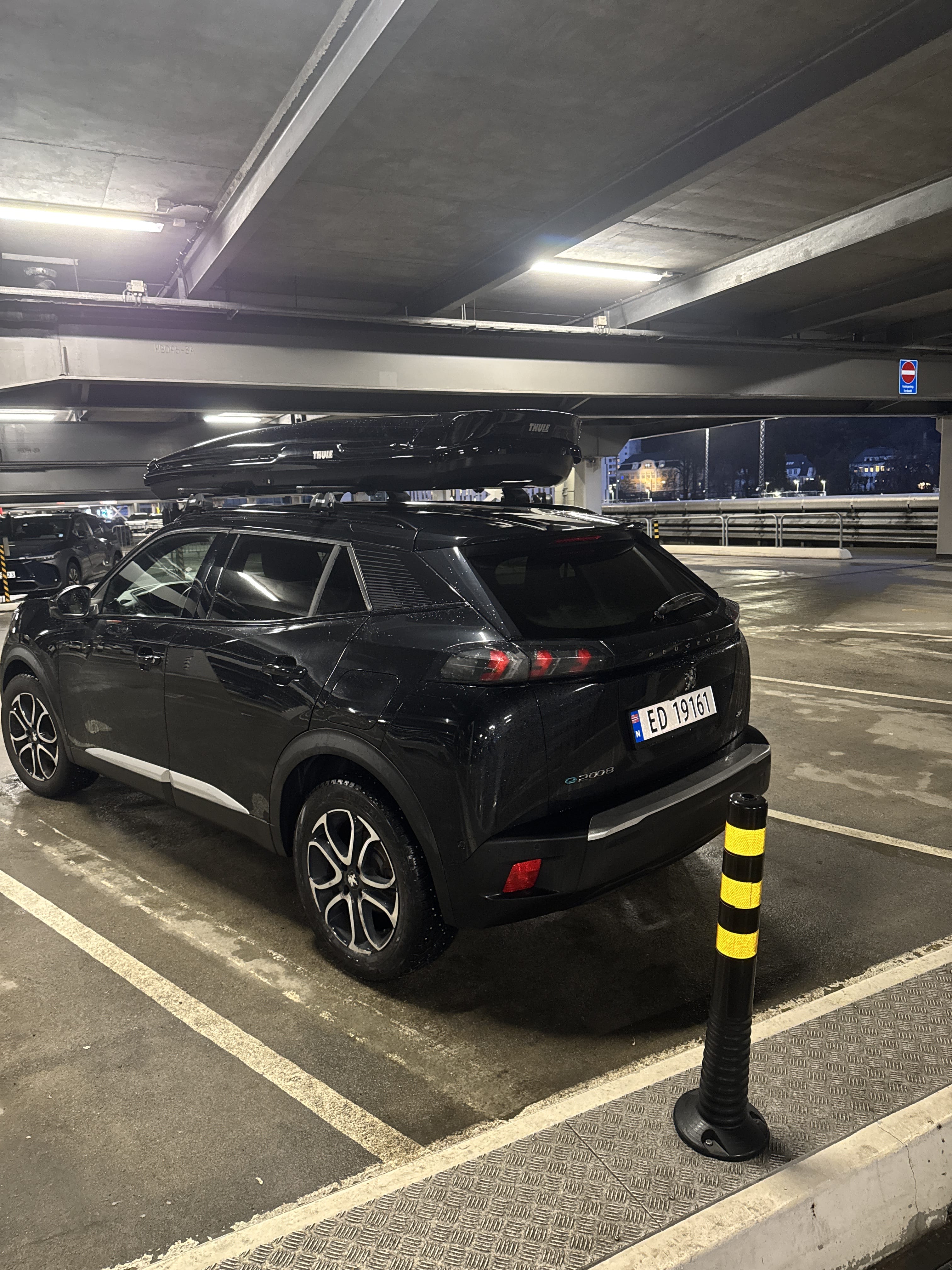 Peugeot e-2008 med Aircondition
